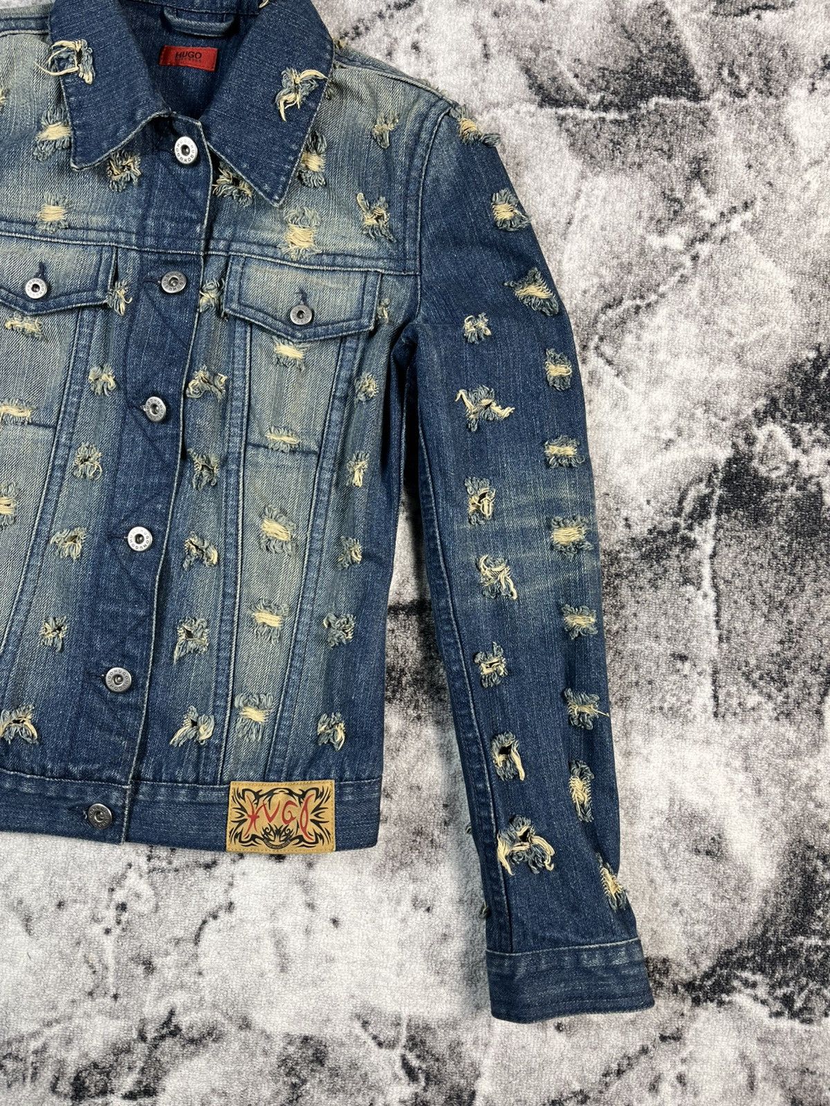 Hugo Boss Hugo Boss Distressed Denim Jacket Women S Blue Size S / US 4 / IT 40 - 3 Thumbnail