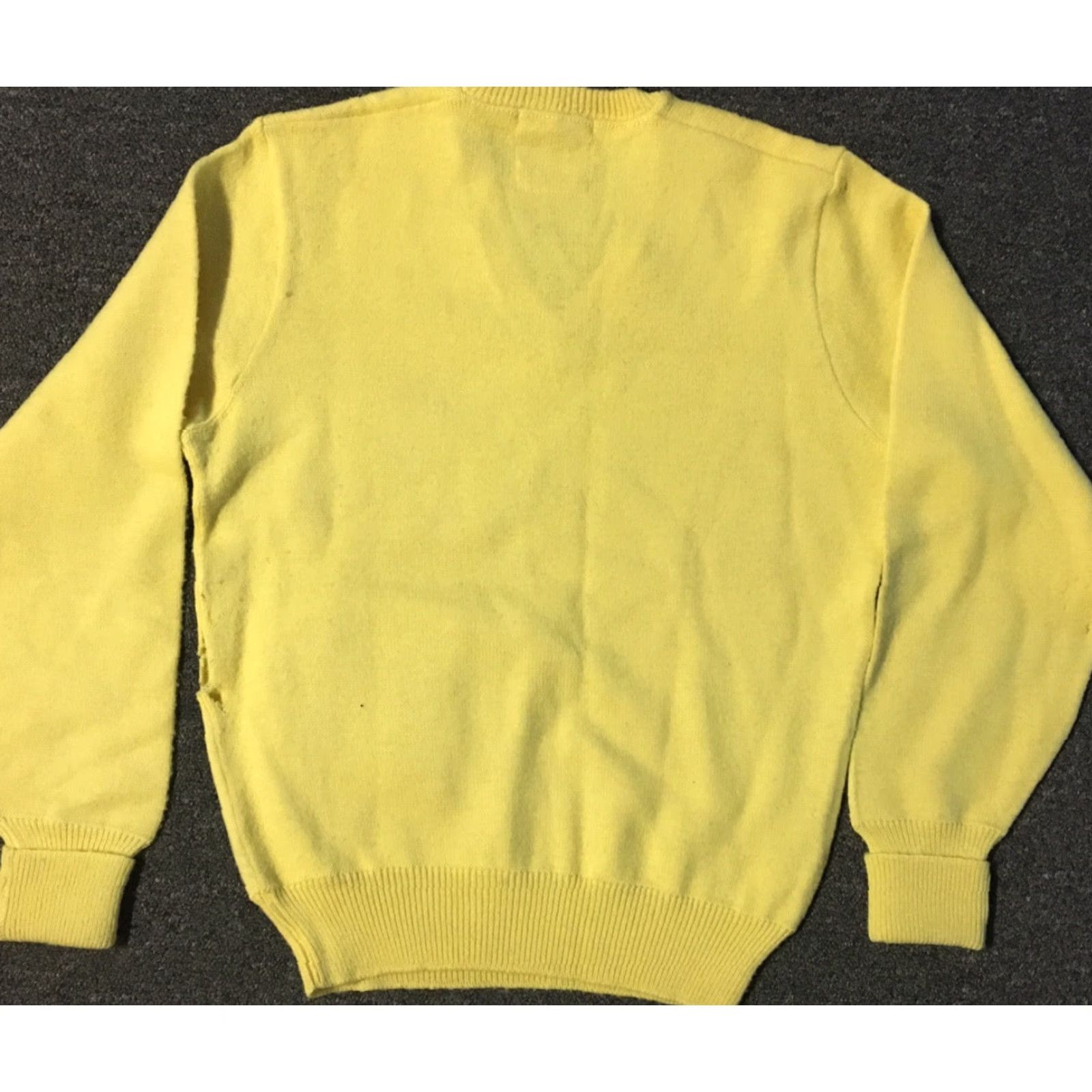 Vintage VINTAGE Track & Field Shirt S/M USA 1950s Yellow Wool Knit Letterman Sweater Varsity Cheerleader Men’s Boys Girls? Size S / US 4 / IT 40 - 7 Thumbnail