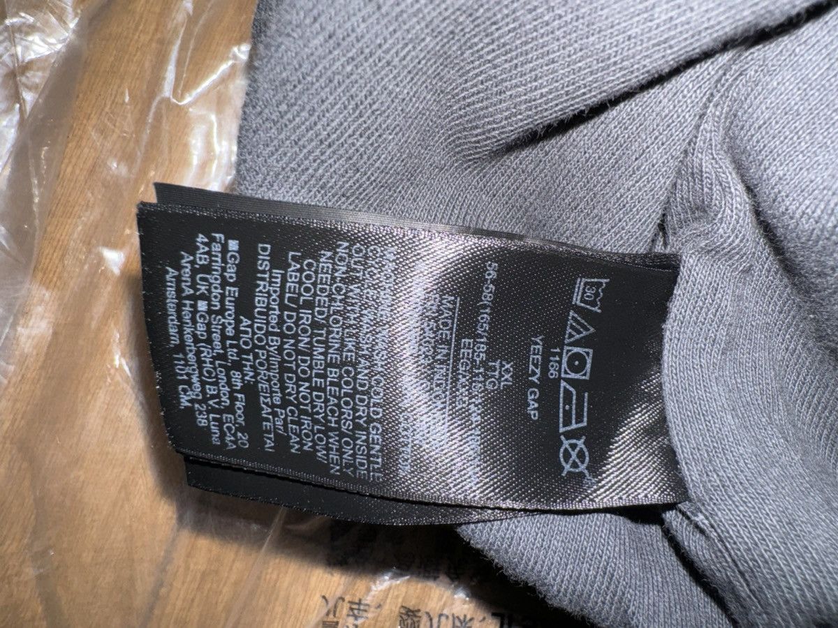 Gap × Kanye West × Yeezy DARK GREY YEEZY X GAP HOODIE Size US XXL / EU 58 / 5 - 4 Thumbnail