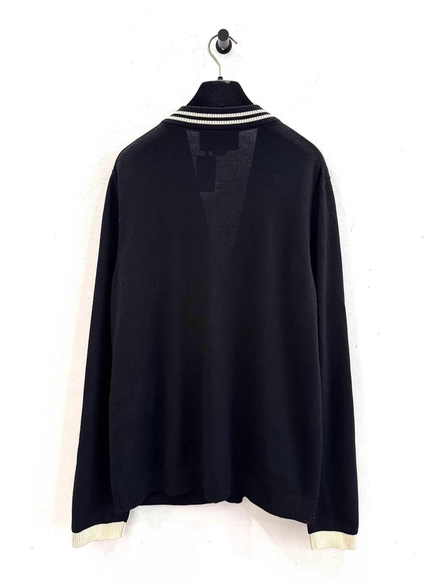 Gucci Gucci Embroidered Bee Logo Men's Black Wool Cardigan Size US M / EU 48-50 / 2 - 2 Thumbnail