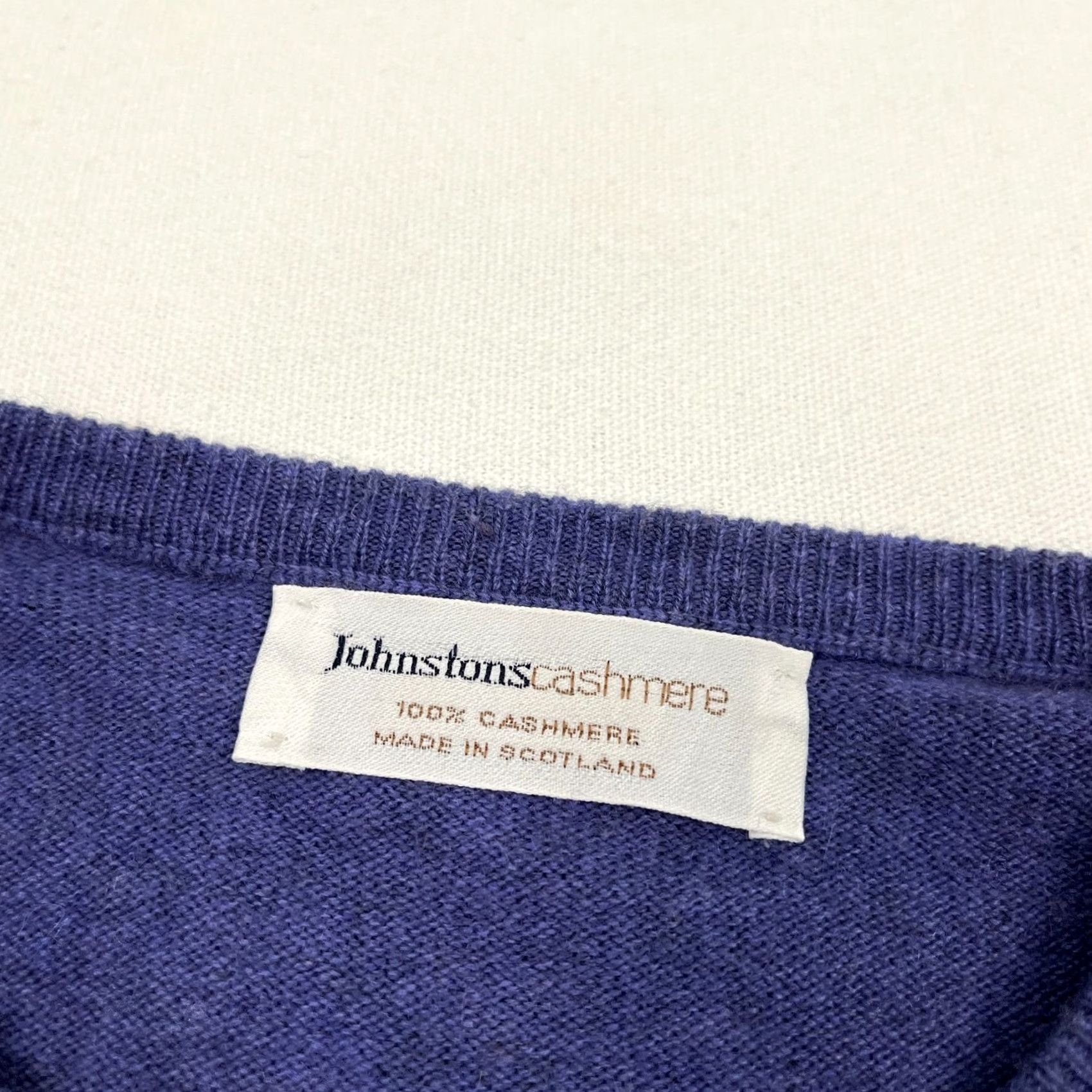 Vintage VTG Johnstons Cashmere Sweater Womens S 34" Blue Purple Crew Old Money Luxe 90s Size S / US 4 / IT 40 - 2 Thumbnail