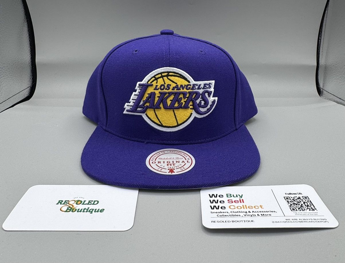Mitchell & Ness Mitchell & Ness Purple NBA Los Angeles Lakers Snapback New Size 42 - 1 Thumbnail