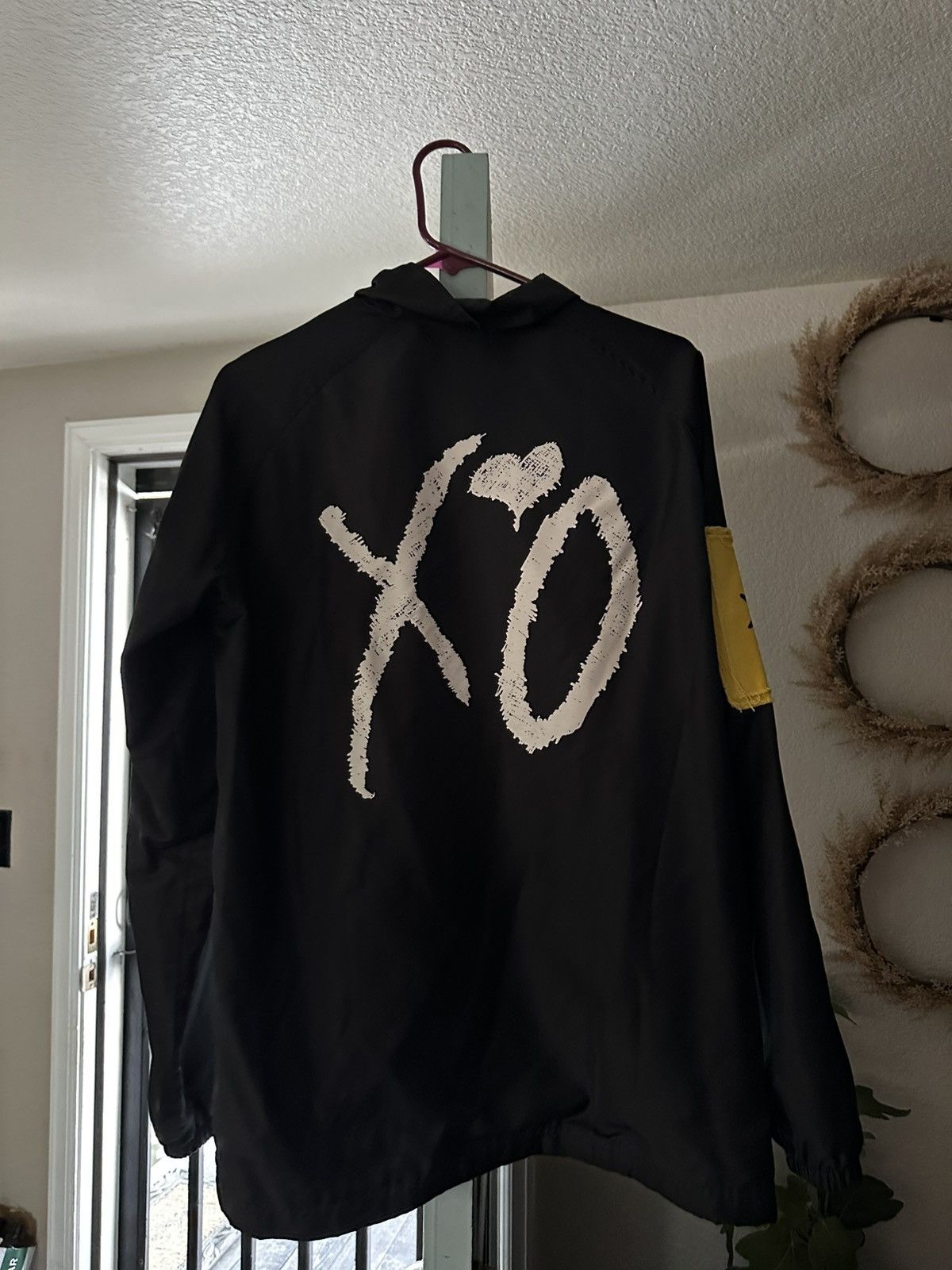 The Weeknd Beauty behind the madness XO wind breaker Size US M / EU 48-50 / 2 - 4 Thumbnail