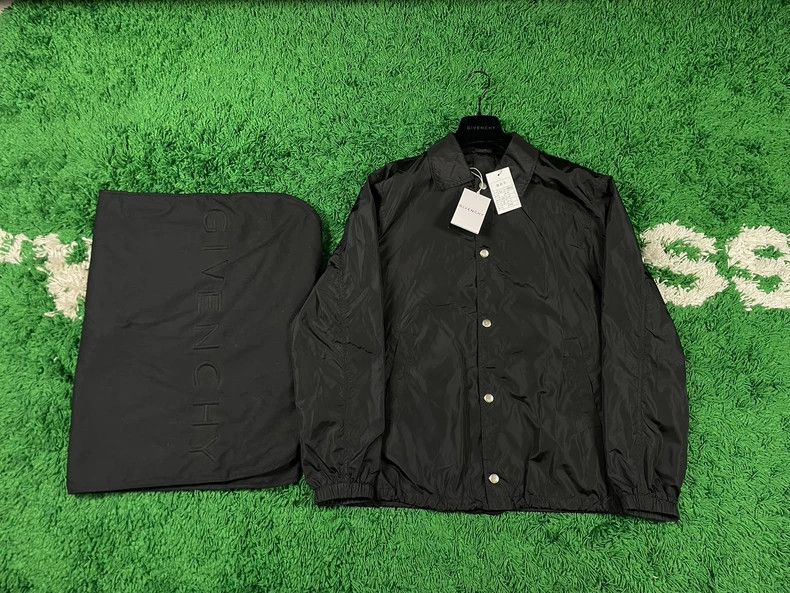 Givenchy Givenchy Letter Back Jacket, Size 52 Size US L / EU 52-54 / 3 - 1 Thumbnail