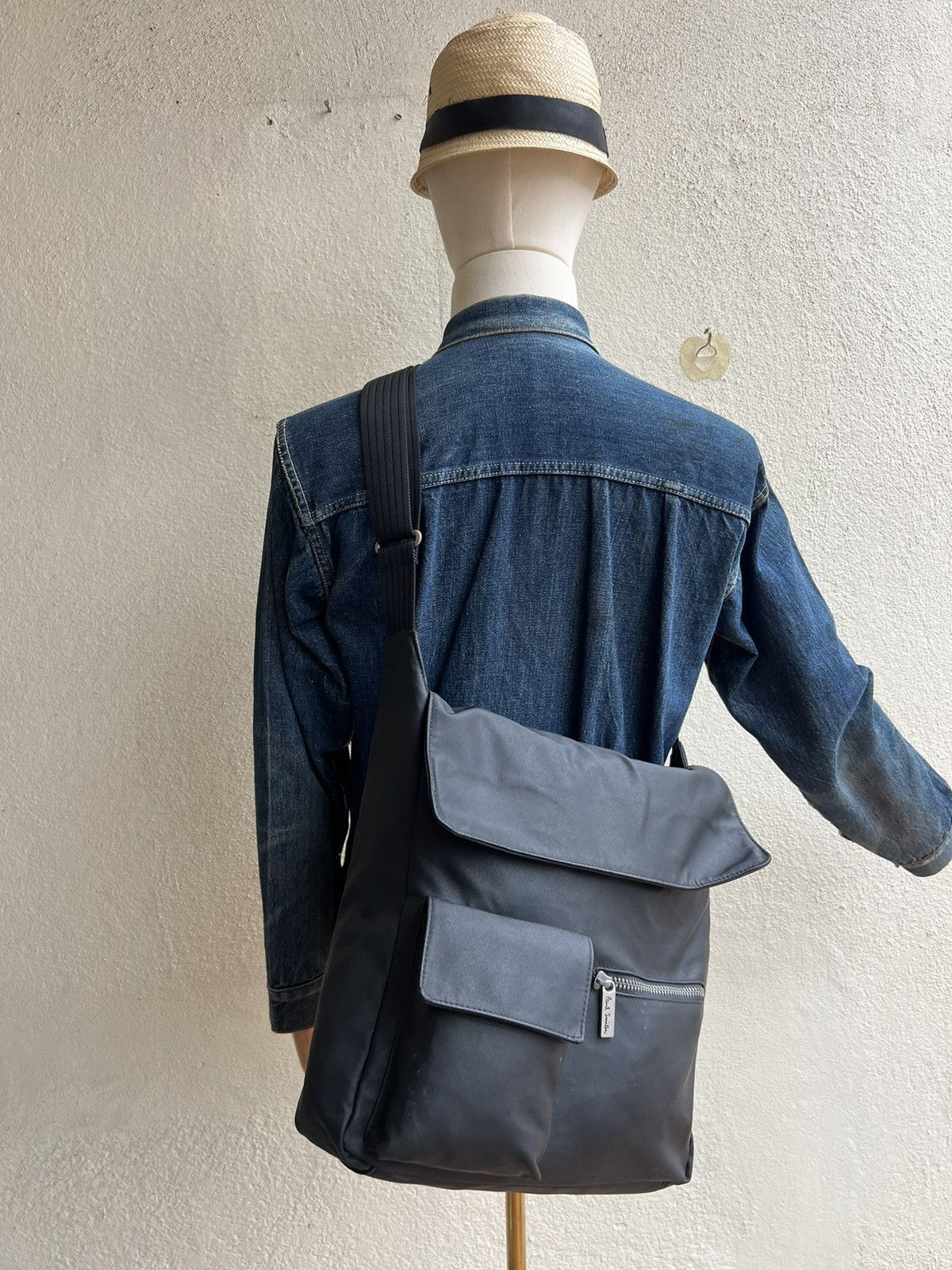 Paul Smith Vintage Paul Smith Waxed Cargo Sling Bag Size ONE SIZE - 5 Thumbnail