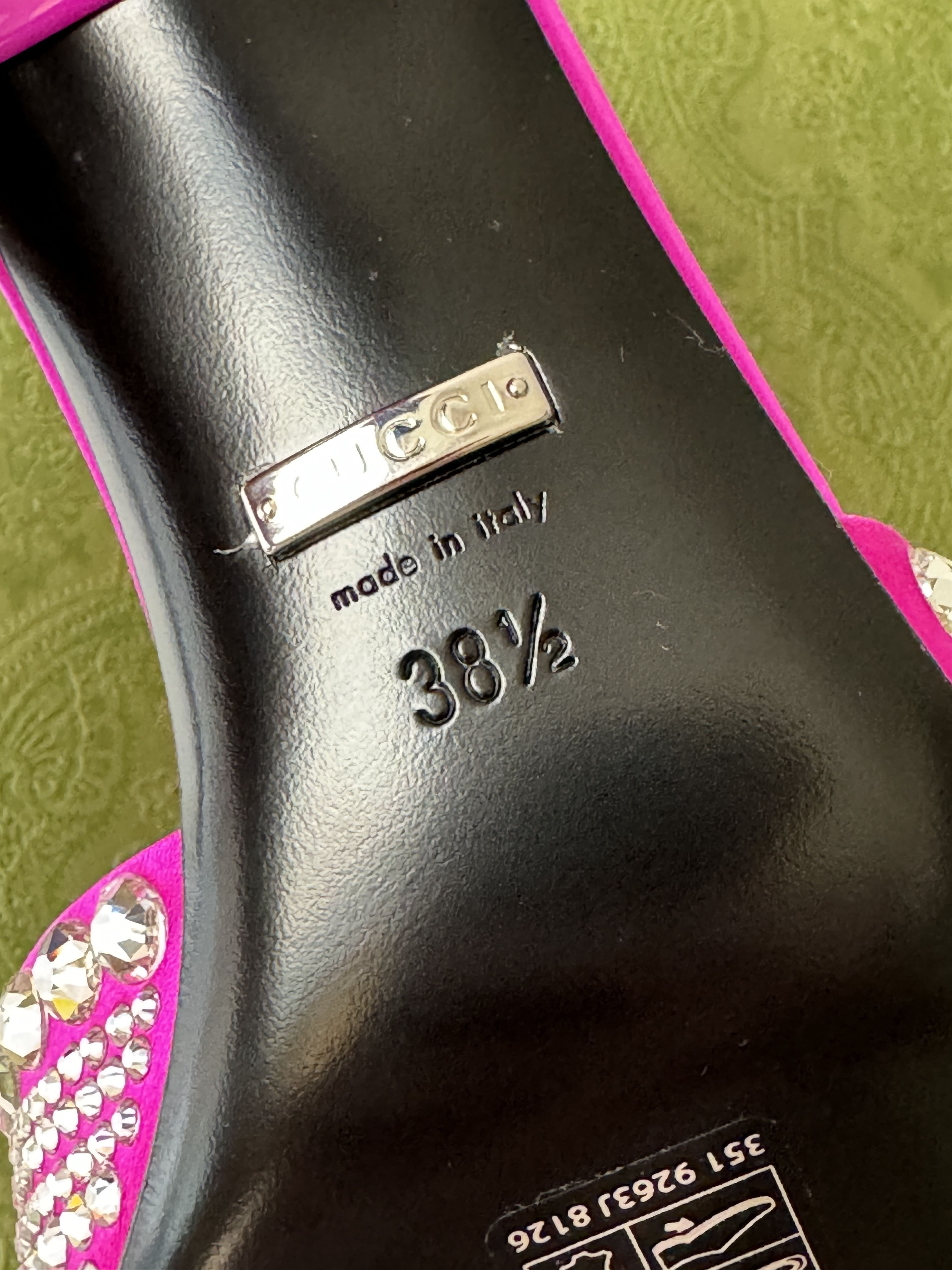 Gucci size 38.5G - Gucci Sandal Crystal Galactica Pink Slide Size US 8.5 / IT 38.5 - 7 Thumbnail