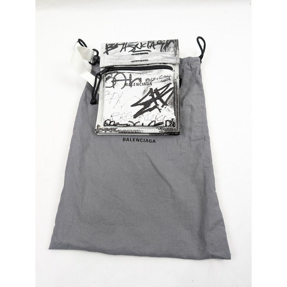 Balenciaga o1rshd1 Q:2 / Size: OS / Explorer Small Pouch Strap Graffiti Size ONE SIZE - 22 Thumbnail