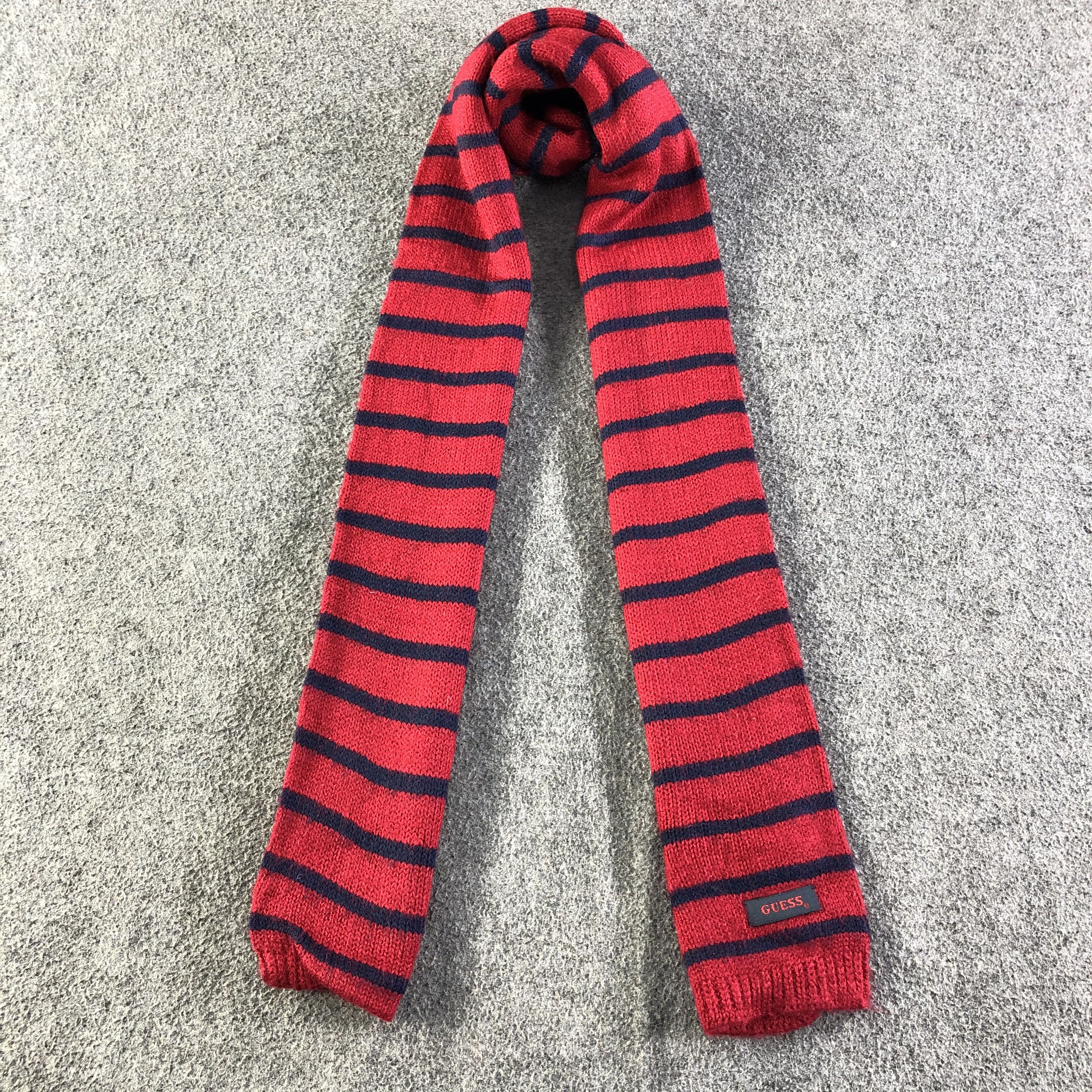 Guess Guess Scarf / Muffler / Neckwear P338 Size ONE SIZE - 1 Thumbnail
