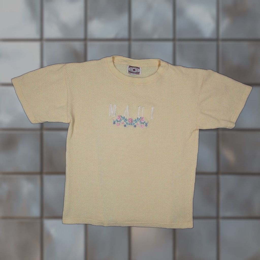 Vintage VINTAGE Maui Shirt Women Large Yellow Time Square Sportswear Textured Fabric Size ONE SIZE - 1 Thumbnail
