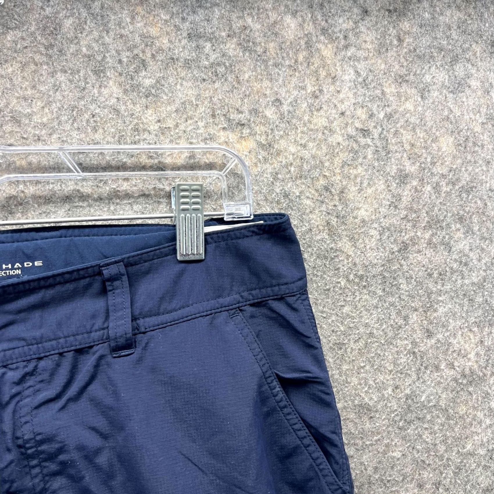 Vintage Columbia Shorts Women 8 Blue Navy Chino Flat Front Omni Shade PFG Hiking Shirtless? Size 30" / US 8 / IT 44 - 4 Thumbnail