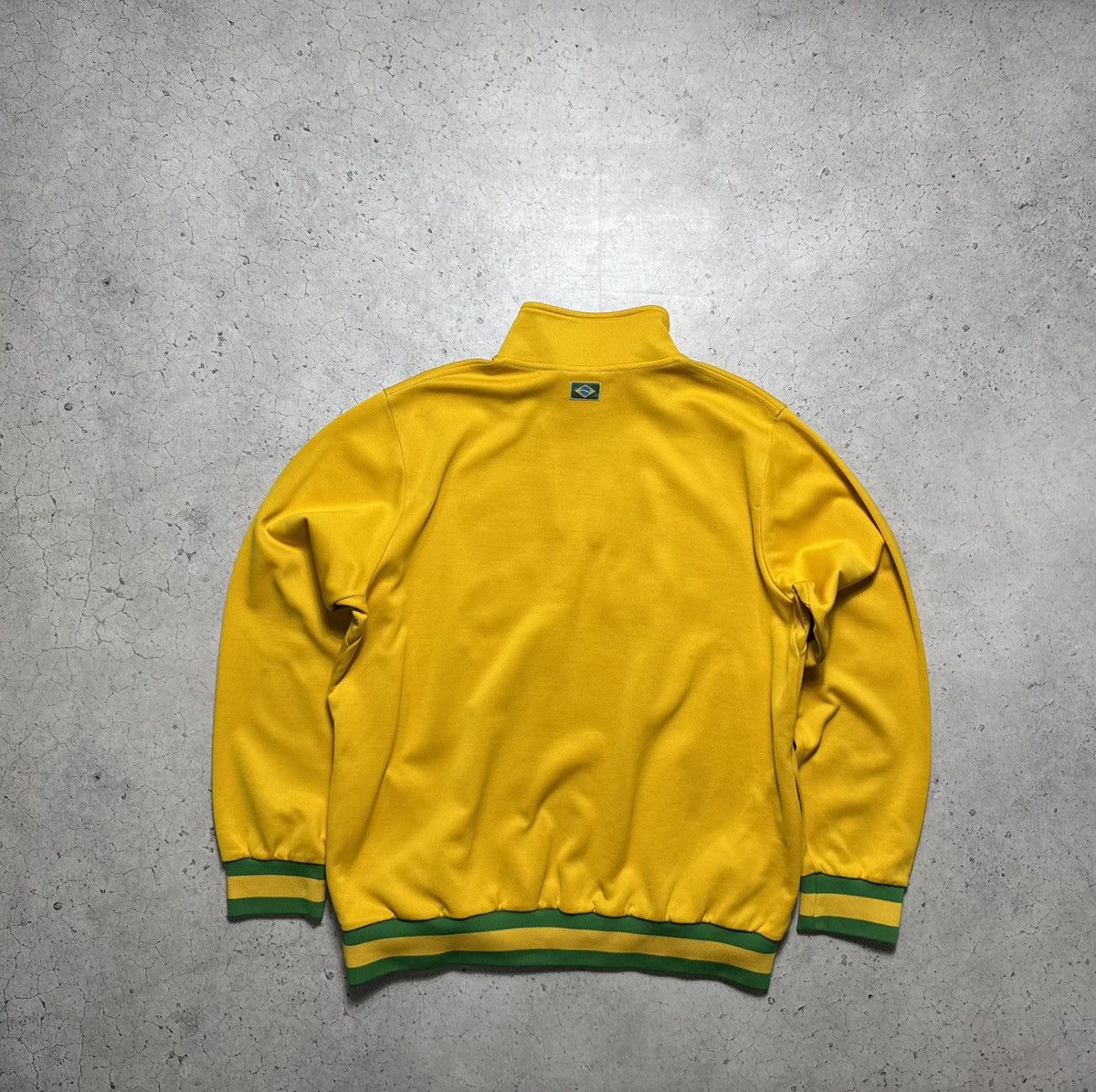 Umbro Umbro Brazil Team Football Sweatshirt Vintage Size XXL Size US XXL / EU 58 / 5 - 11 Thumbnail