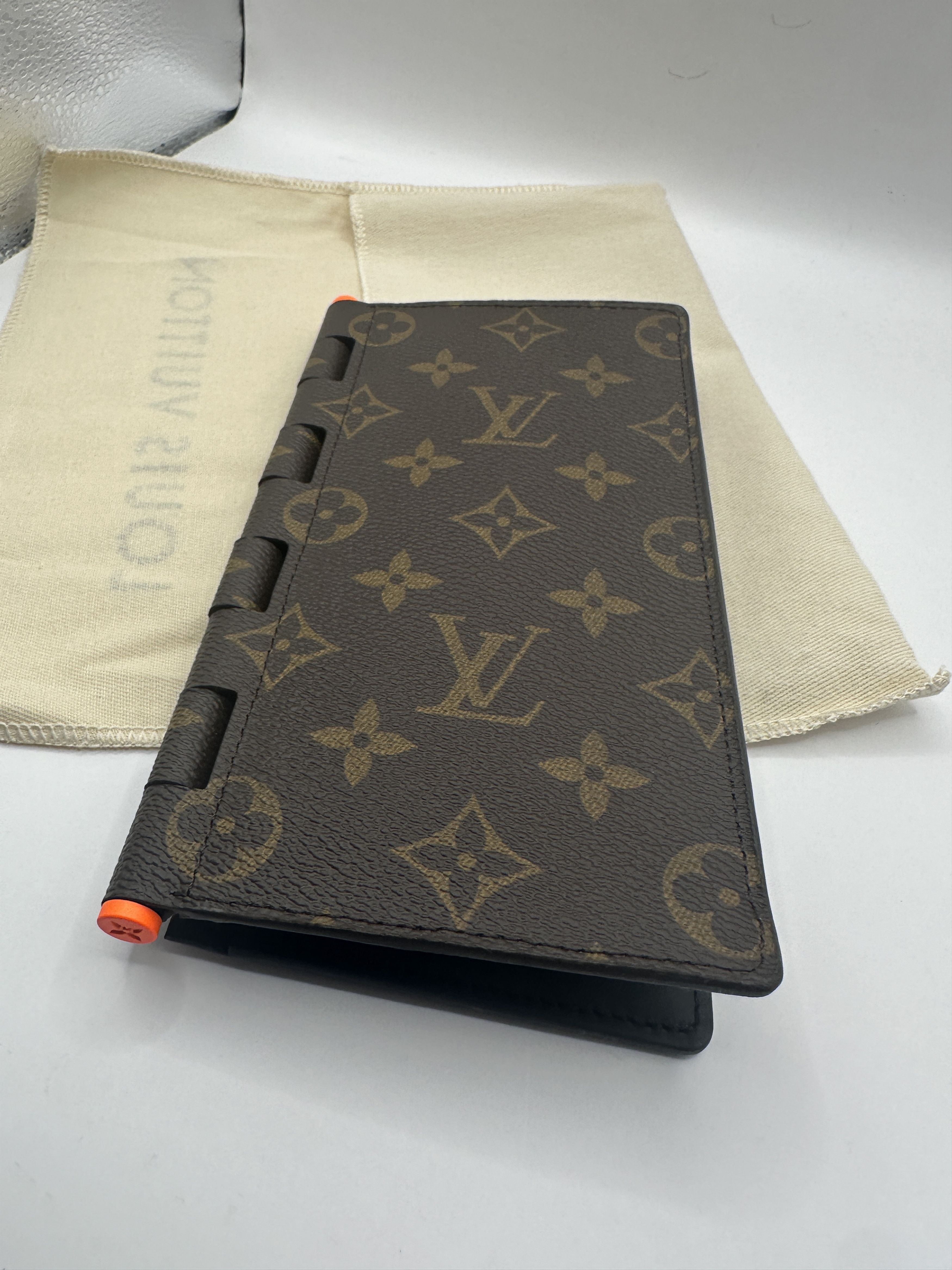 Louis Vuitton VIRGIL Louis Vuitton Brazza Wallet Hinge Monogram Size ONE SIZE - 3 Thumbnail
