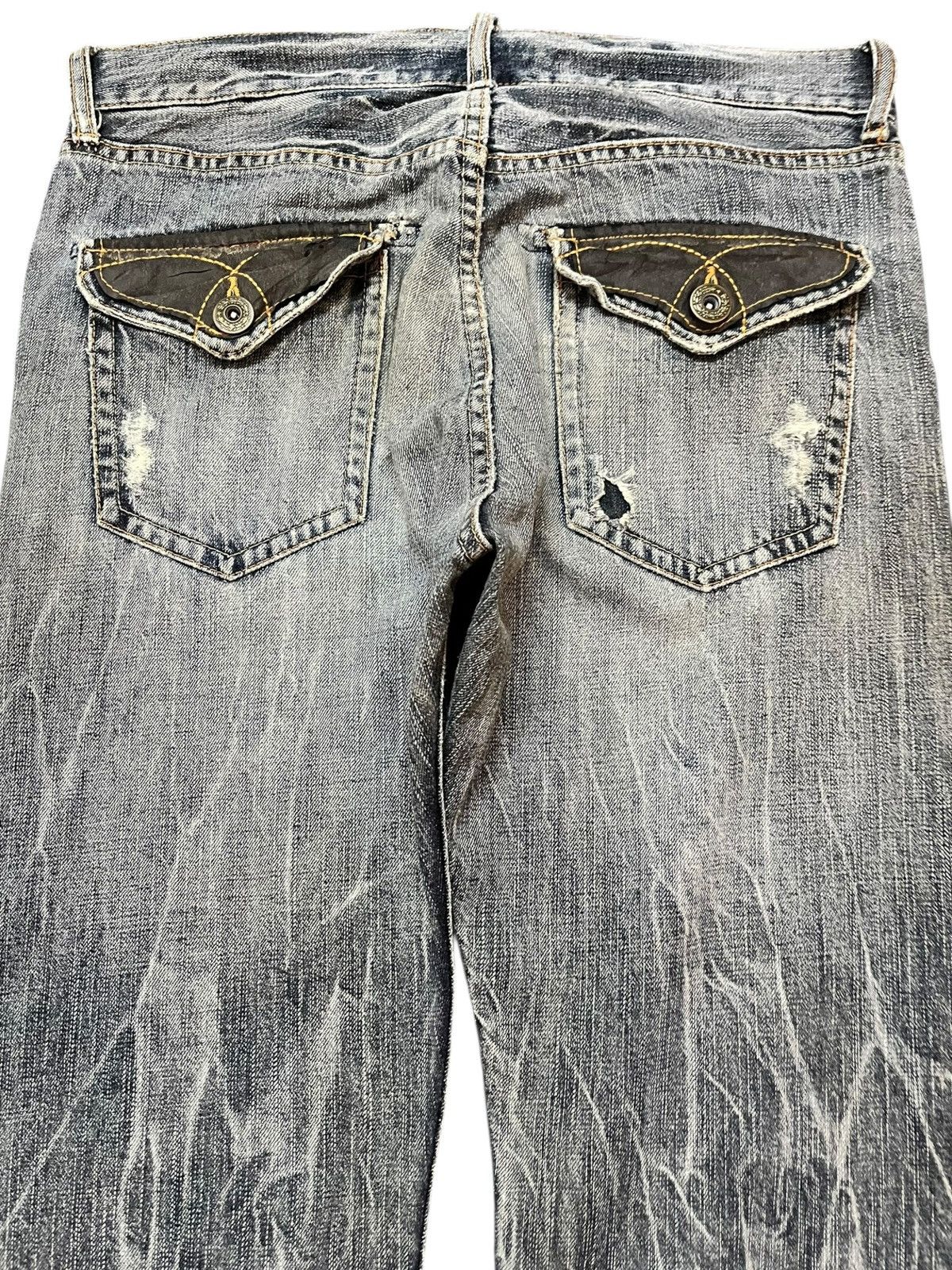 VILLAND Vintage Villand Whiskering Faded Distressed Denim Size US 33 - 7 Thumbnail