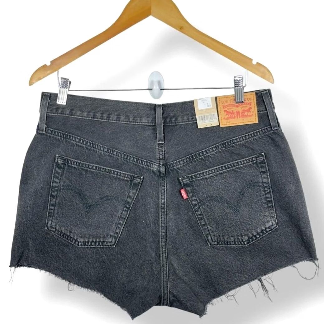 Levi's Levi's 501 Women's Shorts High Rise Denim Black Wash W32 New Size 24" / US 00 / IT 34 - 2 Thumbnail