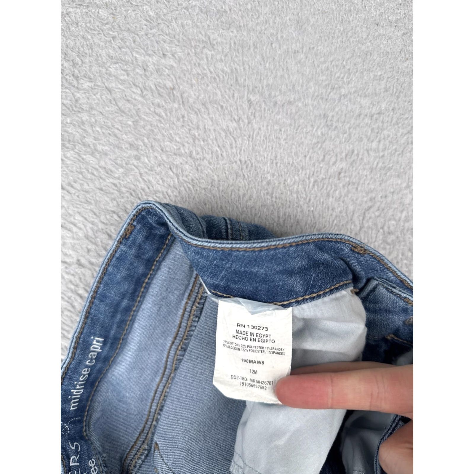 Vintage Riders by Lee Capri Jeans Womens 12 Blue Mid Rise Stretch Denim Zip Fly 5-Pocket Button Regular Size 34" / US 12 / IT 48 - 7 Thumbnail