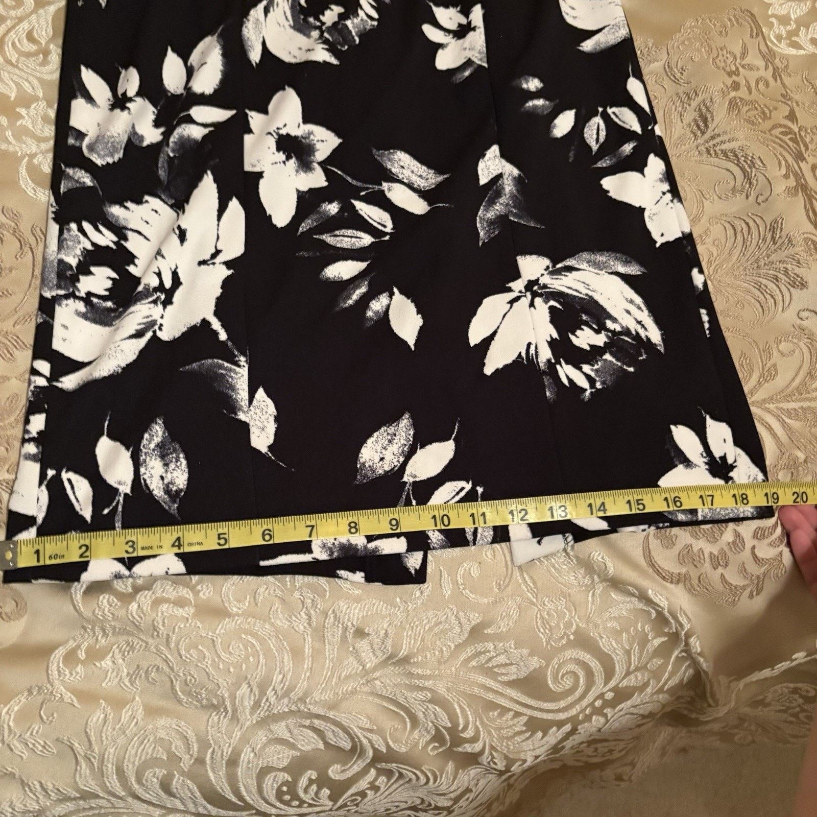 Other Ivanka Trump Scuba Crepe Floral Hardware Strap Sheath Dress Size M / US 6-8 / IT 42-44 - 7 Thumbnail