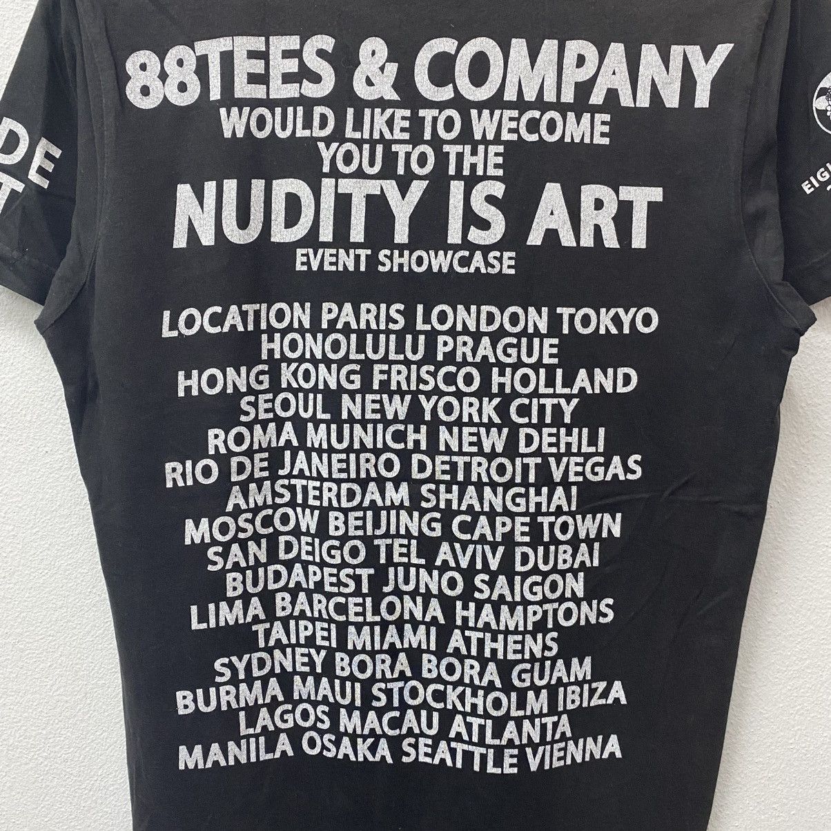 Japanese Brand Eighty Eight Tees Nudity Is Art Event Showcase Faded Tee Size US M / EU 48-50 / 2 - 6 Thumbnail
