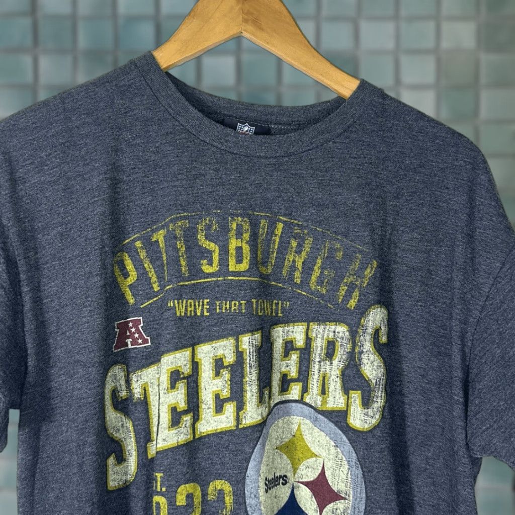 NFL NFL Team Apparel Pittsburgh Steelers Mens Gray Short Sleeve Tshirt L Shirts Mens Gray Steelers 90s? Size US L / EU 52-54 / 3 - 1 Thumbnail