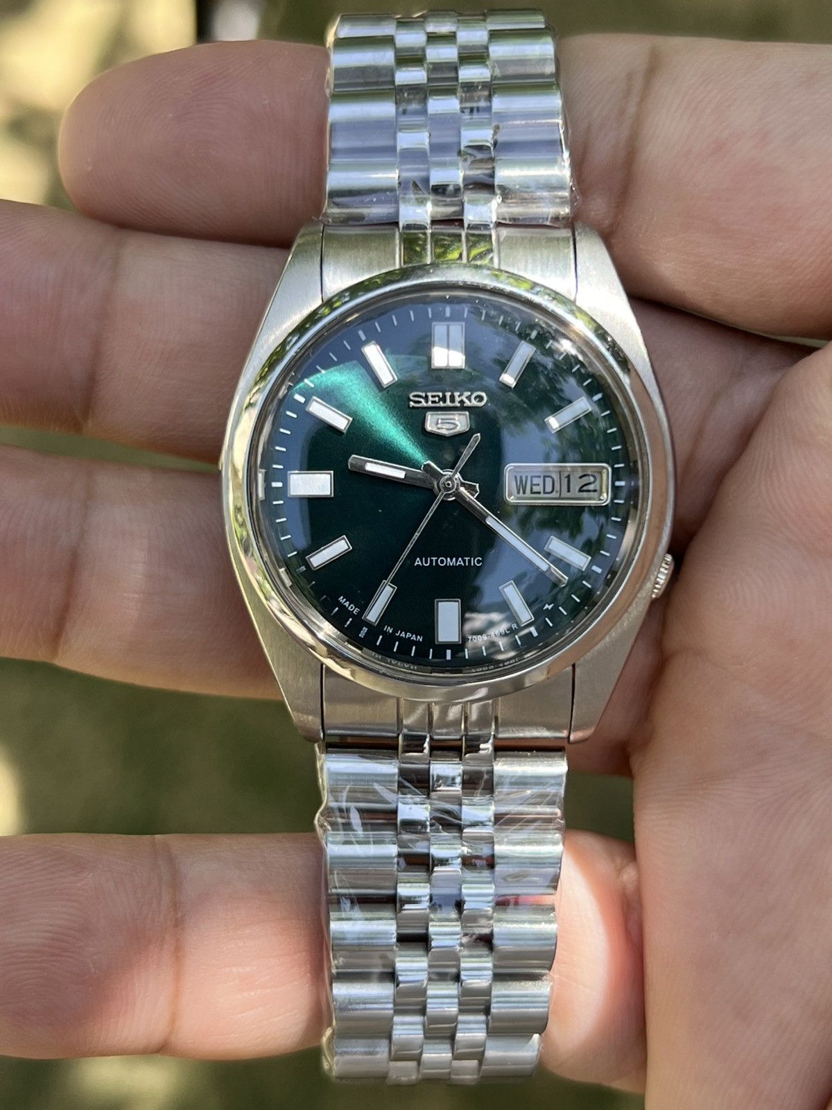Seiko Seiko 5 Automatic Baton Dial Wrist Watch Day/Date Japan Size 36 - 4 Thumbnail