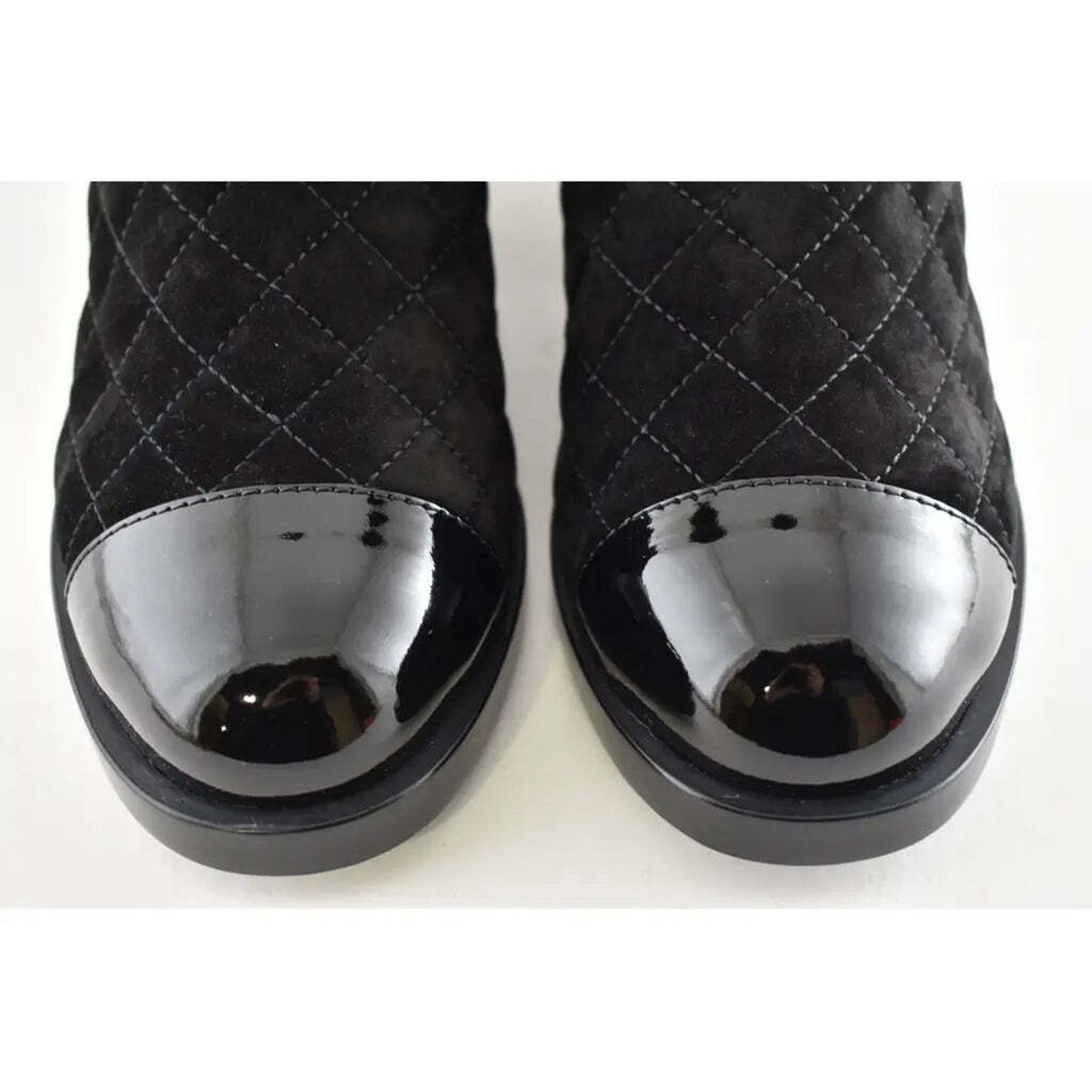 Chanel Chanel 20K Black Suede Quilted Turnlock CC Gold Patent Ankle Size US 5 / IT 35 - 6 Thumbnail