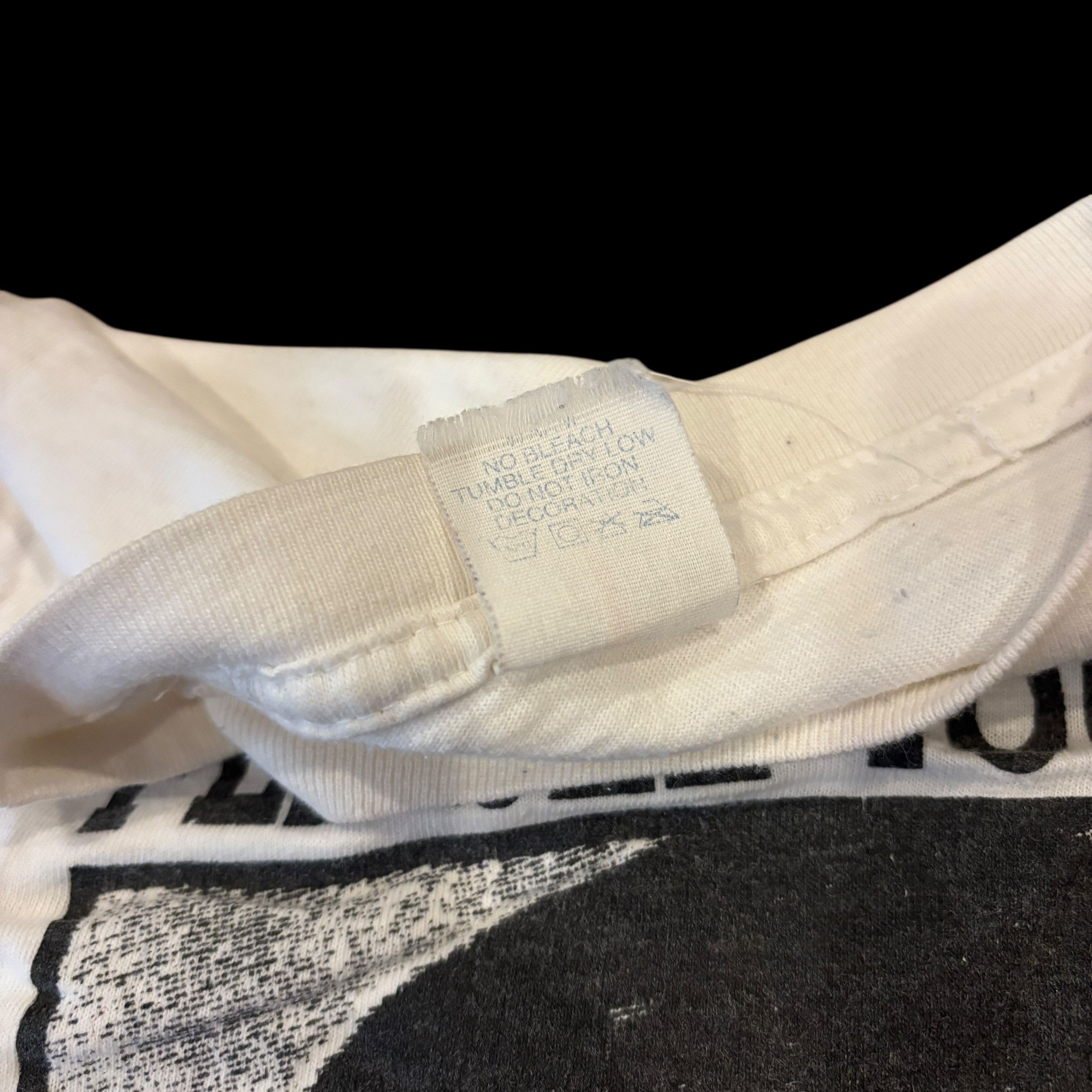 Vintage Vintage Mike Tyson T-Shirt Boxy Worn Tee Size US M / EU 48-50 / 2 - 7 Thumbnail