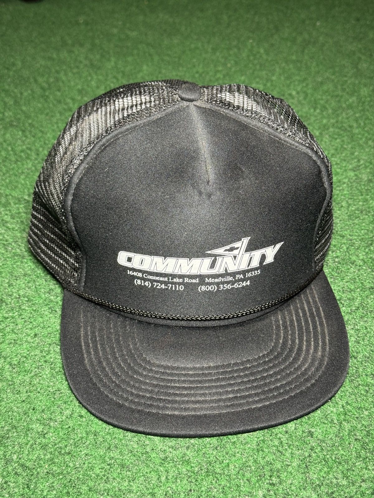 Vintage Community Vintage Black Trucker Mesh 90s Snapback Hat Size ONE SIZE - 1 Thumbnail