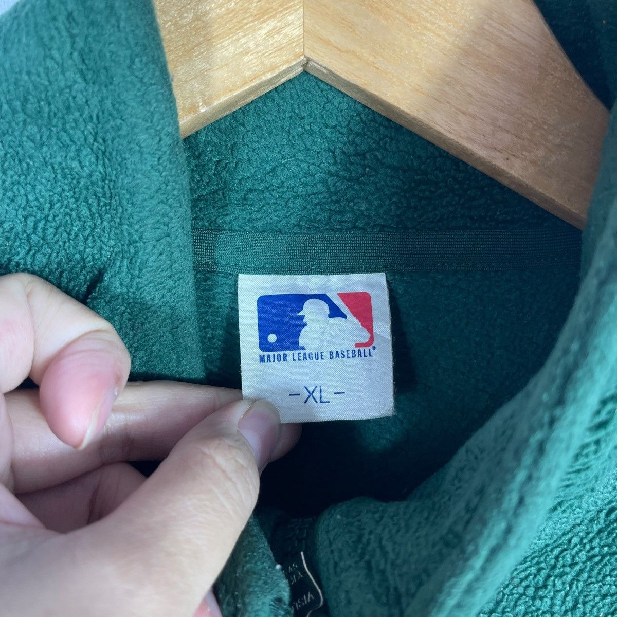 MLB Vintage Oakland Athletics MLB Quarter Zip Fleece Pullover Size US XL / EU 56 / 4 - 3 Thumbnail