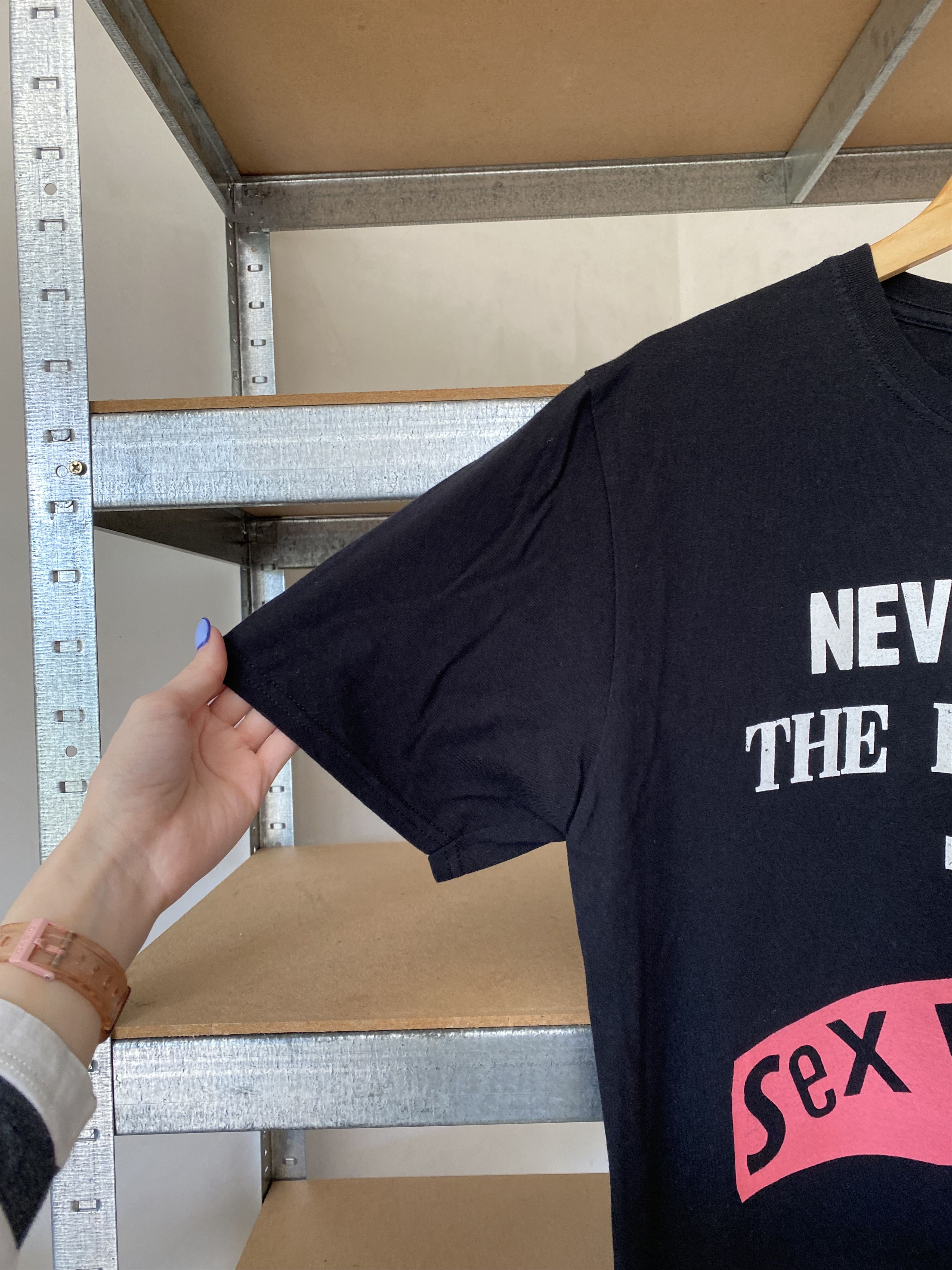 Band Tees × Vintage Vintage 2017 Sex Pistols Never Mind Rock Band T-shirt Size US L / EU 52-54 / 3 - 4 Thumbnail