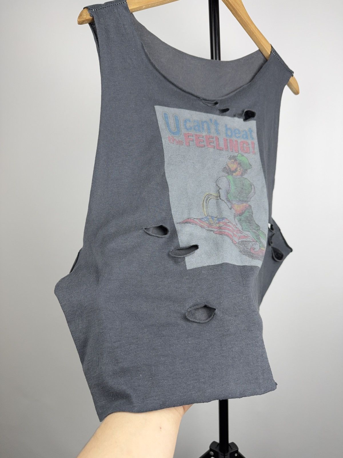 Vintage USA Protest Punk Distressed Faded Cropped Tank top Size US S / EU 44-46 / 1 - 5 Thumbnail