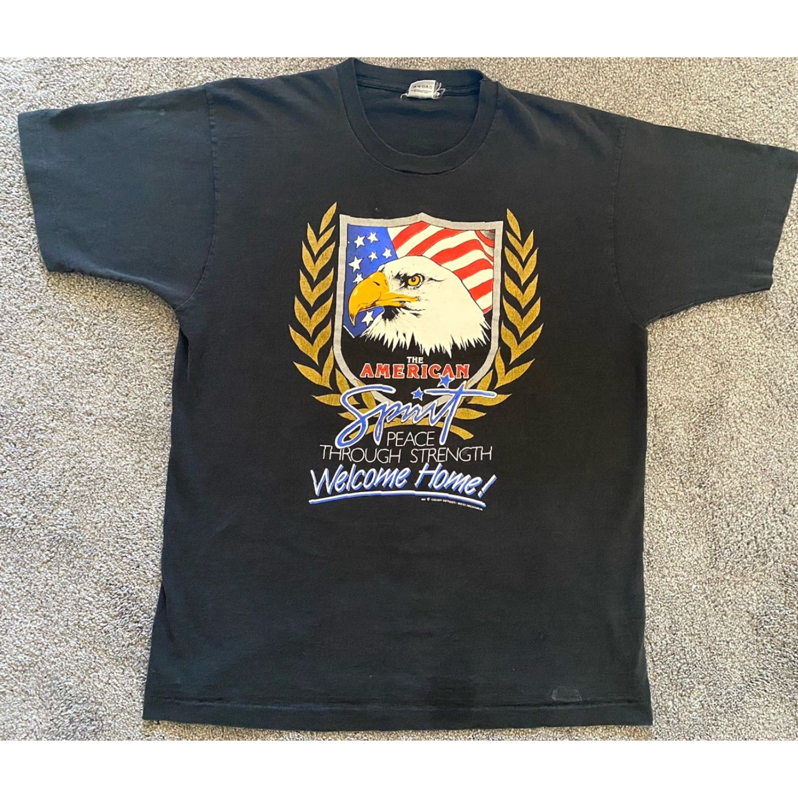 Fruit Of The Loom VINTAGE The American Spirit XL T-Shirt Made in USA Single Stitch Men Black 1991 1990s Patriotic USA Military Army USA Size US XL / EU 56 / 4 - 2 Thumbnail