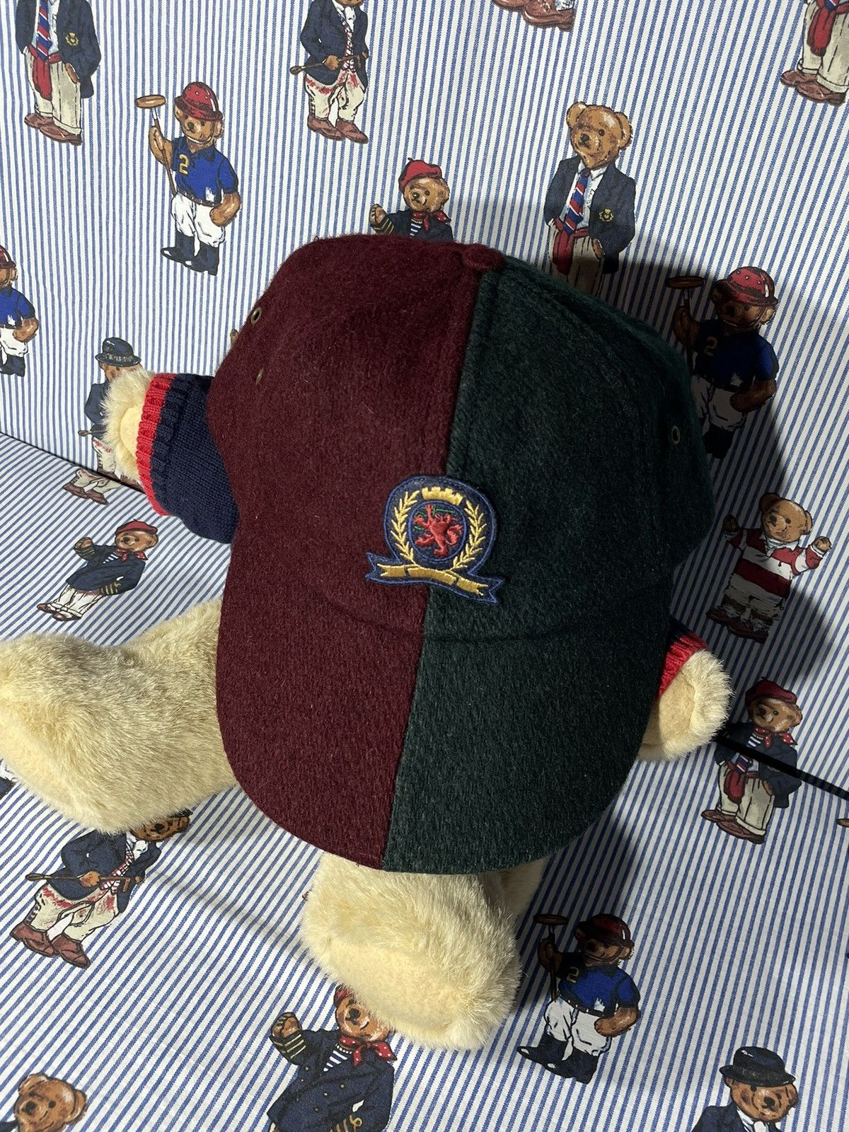 Tommy Hilfiger × Vintage Cap Tommy Hilfiger Lion Crest OG Vintage 90’s Size ONE SIZE - 13 Thumbnail