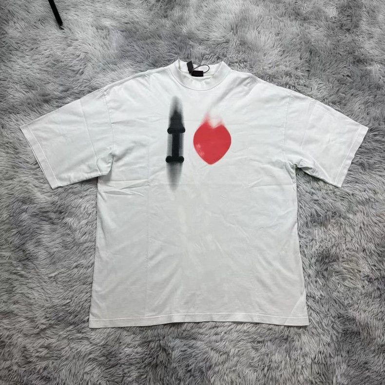 Balenciaga Balenciaga Limited short sleeves for Valentine's Day short Size US S / EU 44-46 / 1 - 1 Thumbnail