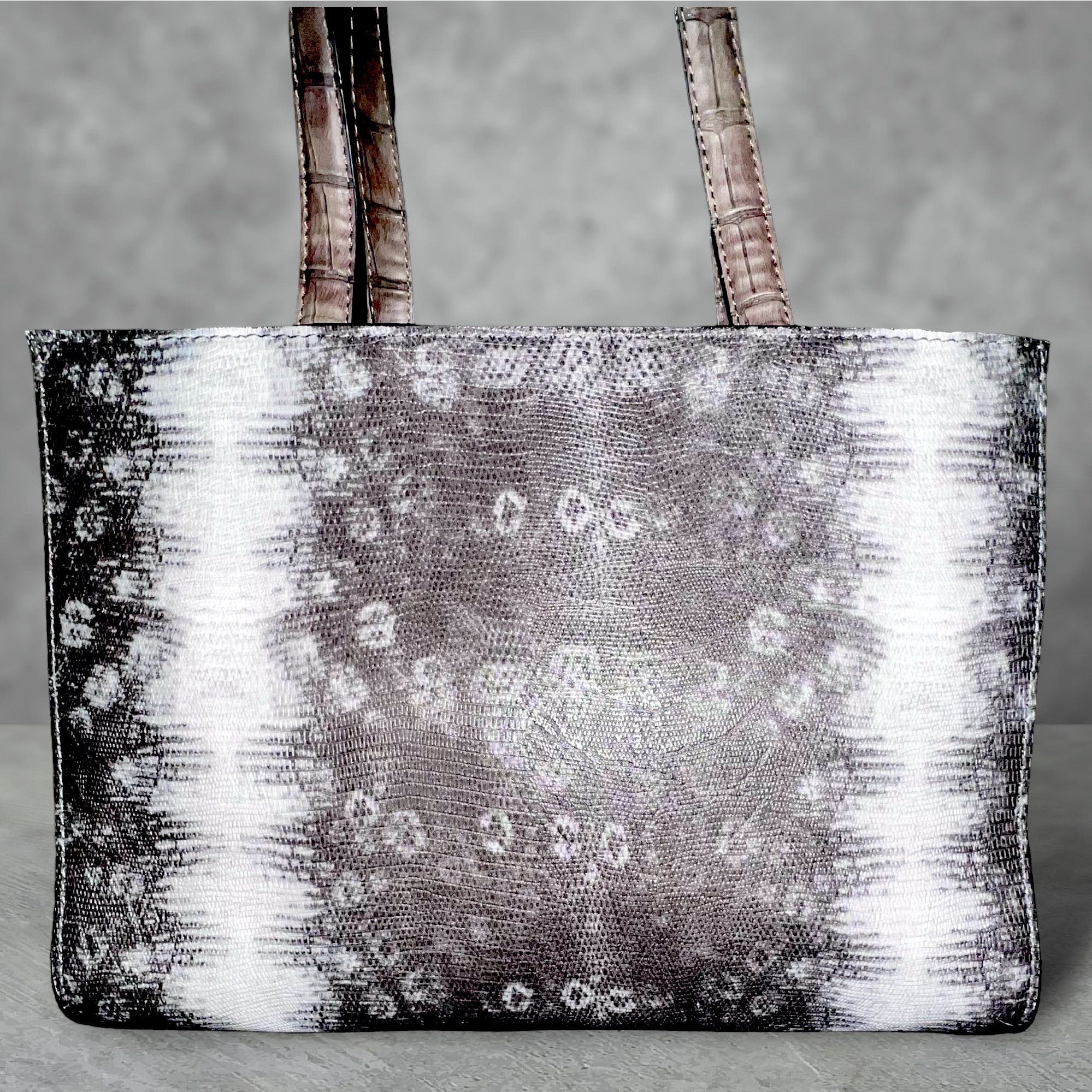 Guess Guess Faux Croc and Snake Skin Purse - New Without Tags Size ONE SIZE - 2 Thumbnail