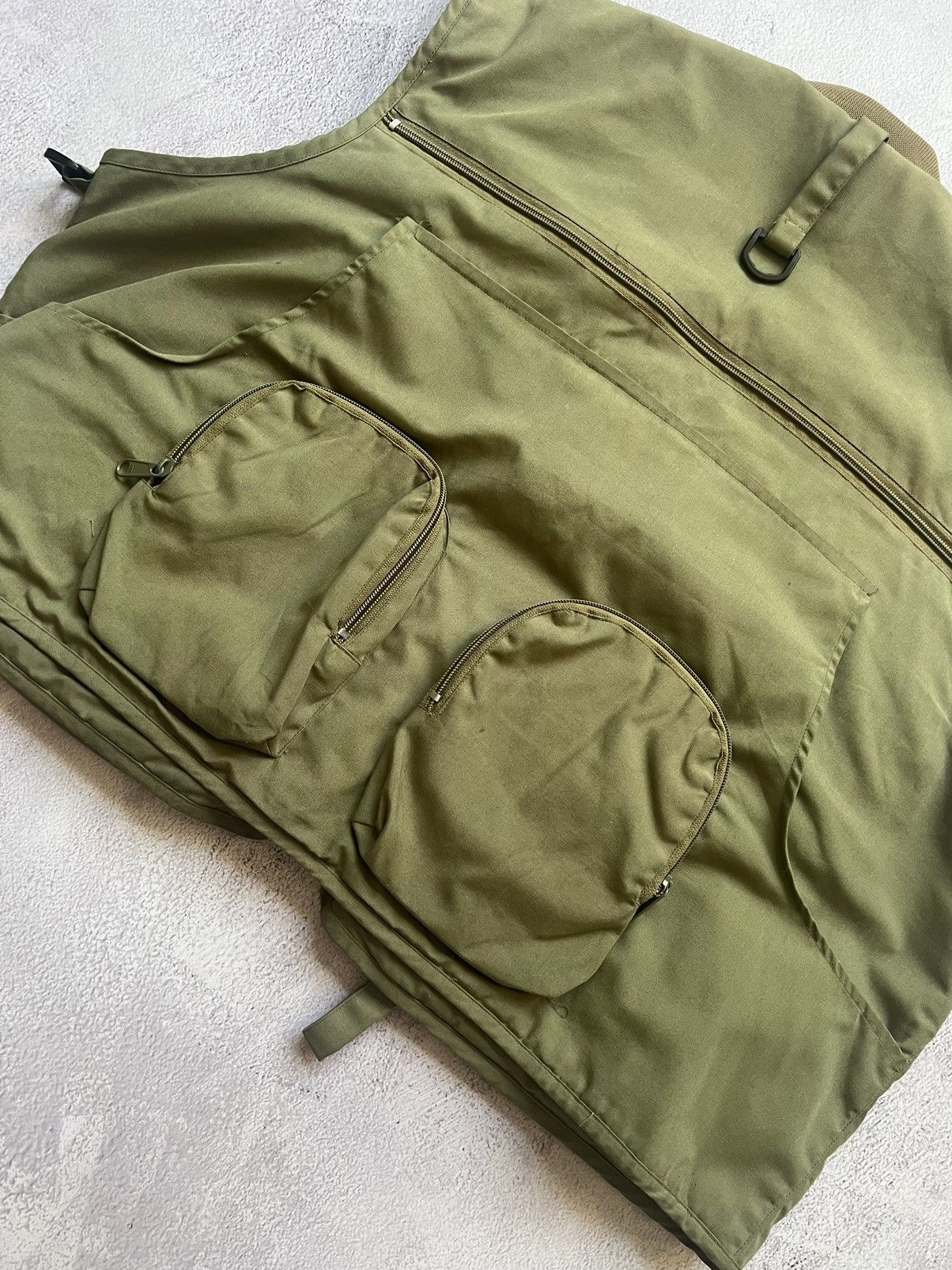 Japanese Brand × Vintage Vintage Khaki Multi Pocket Fly Fishing Vest Size US L / EU 52-54 / 3 - 7 Thumbnail