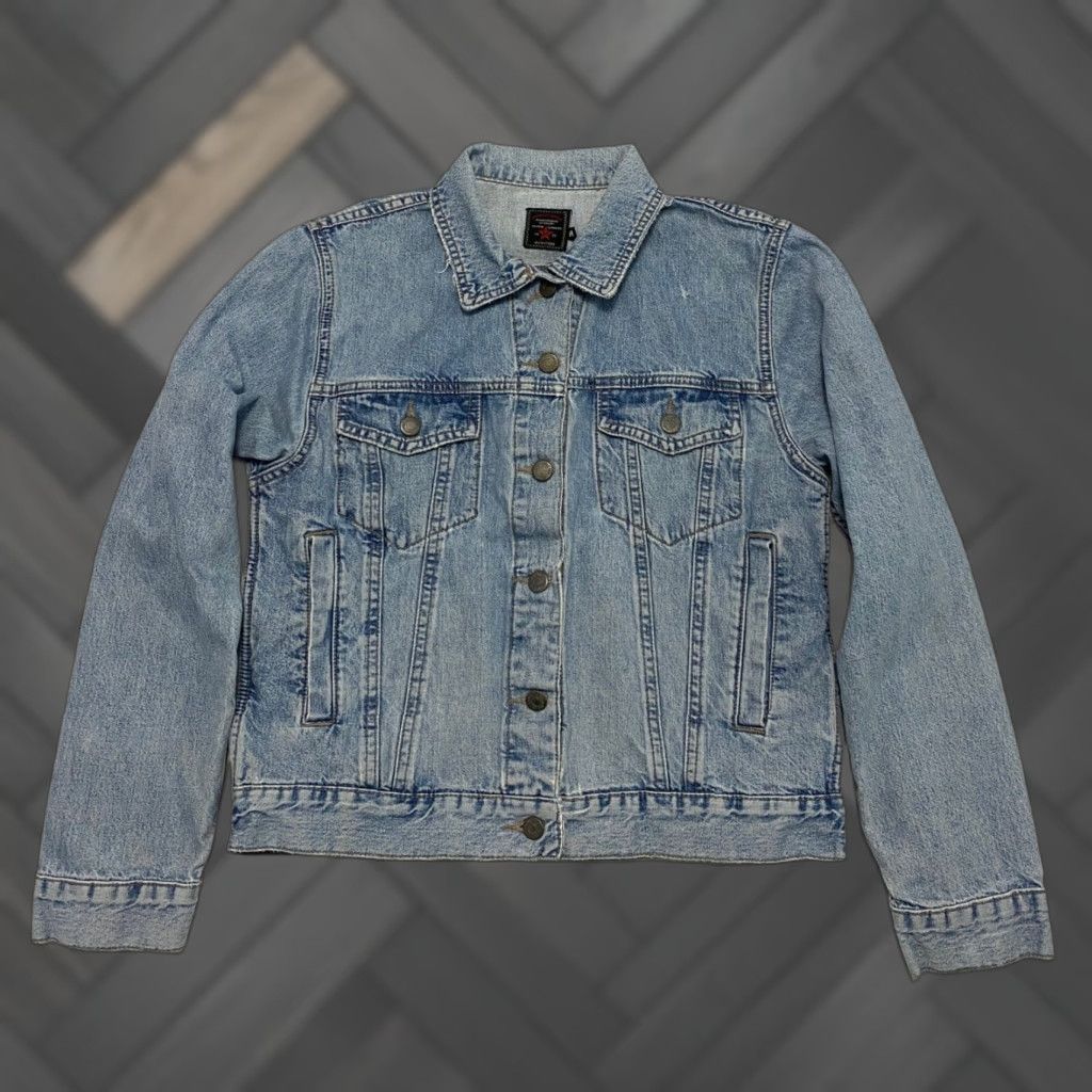 American Eagle Outfitters VINTAGE American Eagle Outfitters Denim Jacket Women M Blue Casual 90s Button Front All Seasons Pockets Logo Size M / US 6-8 / IT 42-44 - 1 Thumbnail