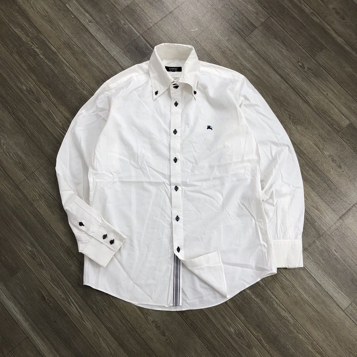 Burberry × Vintage Vintage Burberry Black Label True White Button Up Shirt Size US L / EU 52-54 / 3 - 1 Thumbnail
