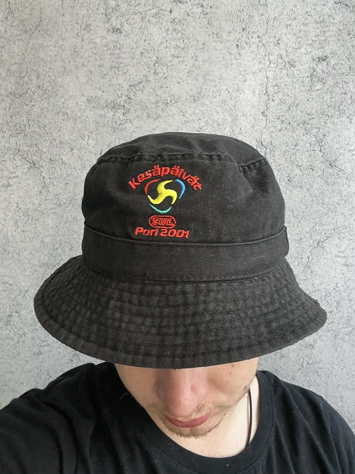 Vintage Vintage Bucket Hat 2001 Y2K Style Black 00s Rare Size 42 - 5 Thumbnail