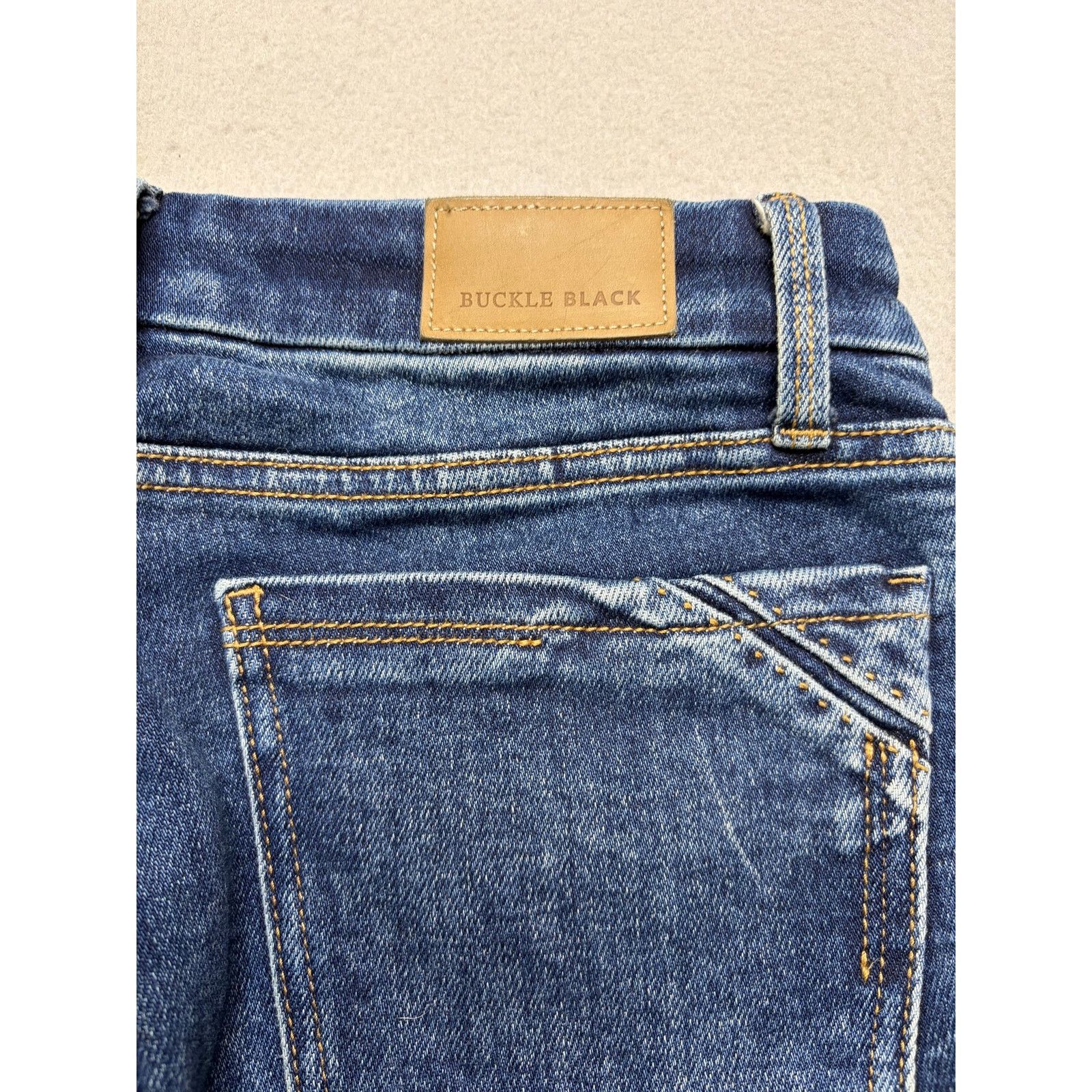 Buckle Black Buckle Black Women’s Bootcut Jeans Size 27x32 Medium Wash Size 27" / US 4 / IT 40 - 12 Thumbnail