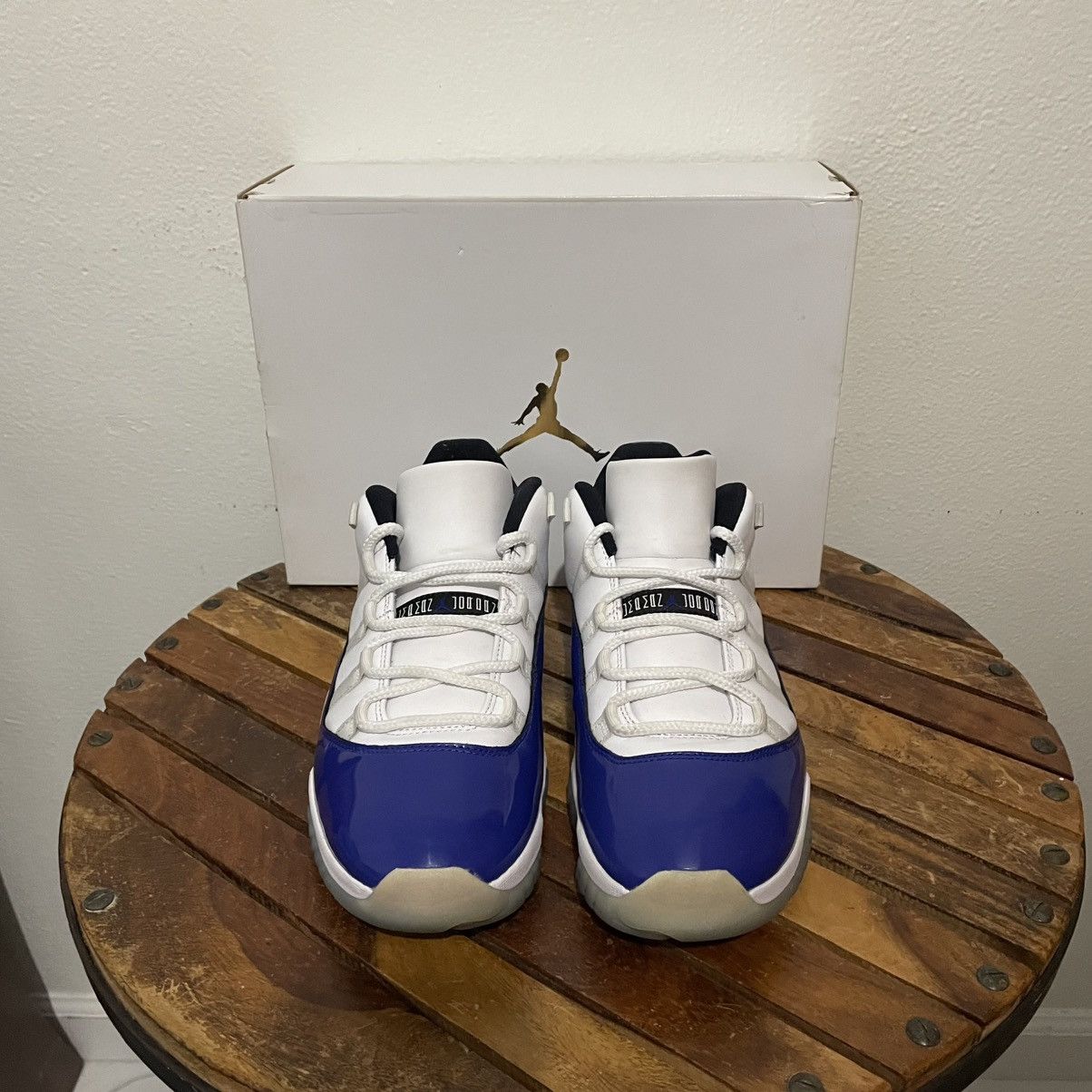 Jordan Brand × Nike Nike Air Jordan 11 Retro Low White Concord Mens US Size 10.5 Size US 10.5 / EU 43-44 - 3 Thumbnail