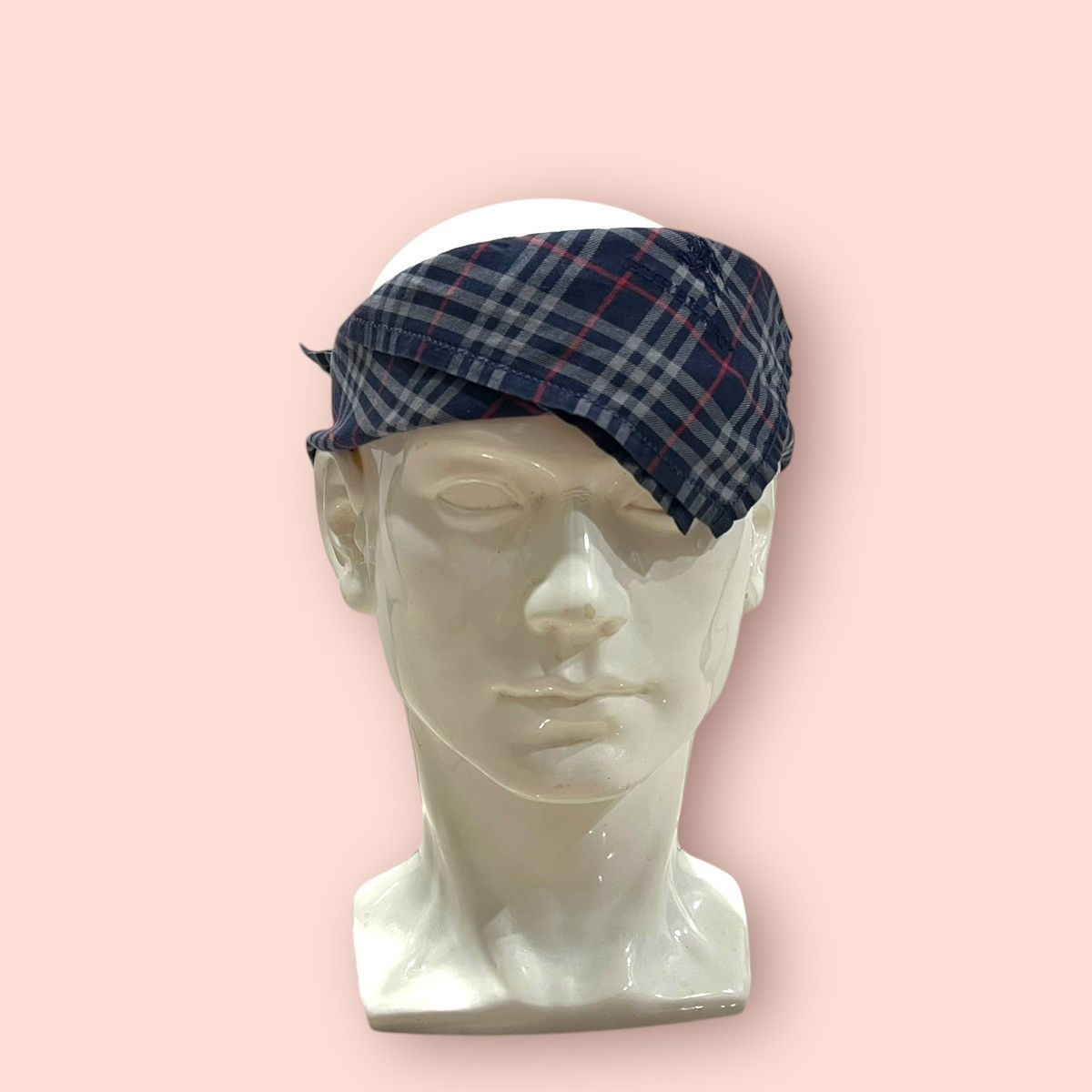 Burberry × Designer ICONIC BURBERRY BLACK LABEL PLAID NOVA CHECK HANDKERCHIEF Size ONE SIZE - 25 Thumbnail
