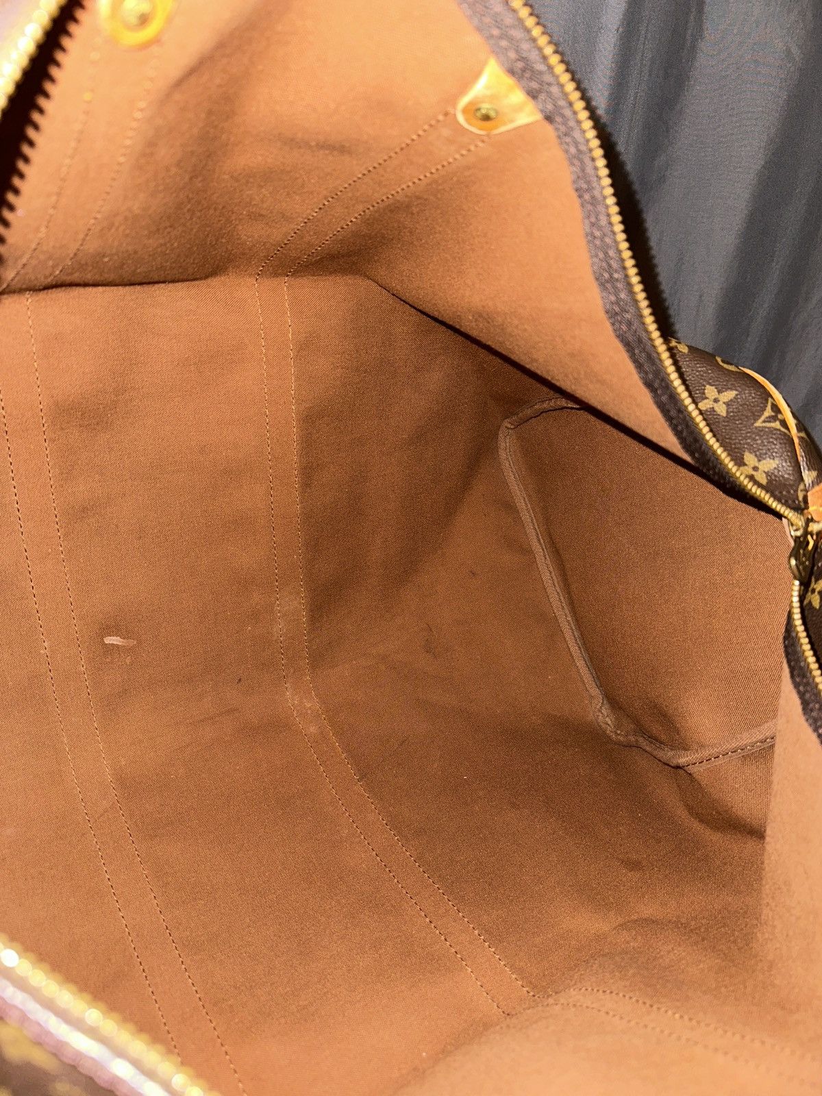 Louis Vuitton Louis Vuitton Keepall 55 Duffle Bag Size ONE SIZE - 16 Thumbnail