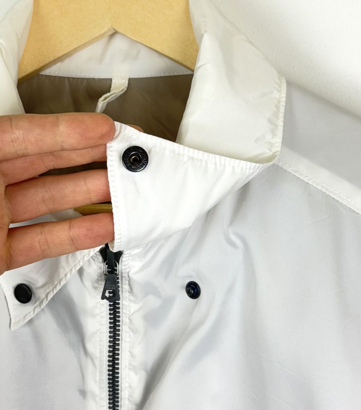Vintage Vintage Archive hLam Milano Full Zip Nylon Jacket White Top Size L / US 10 / IT 46 - 3 Thumbnail