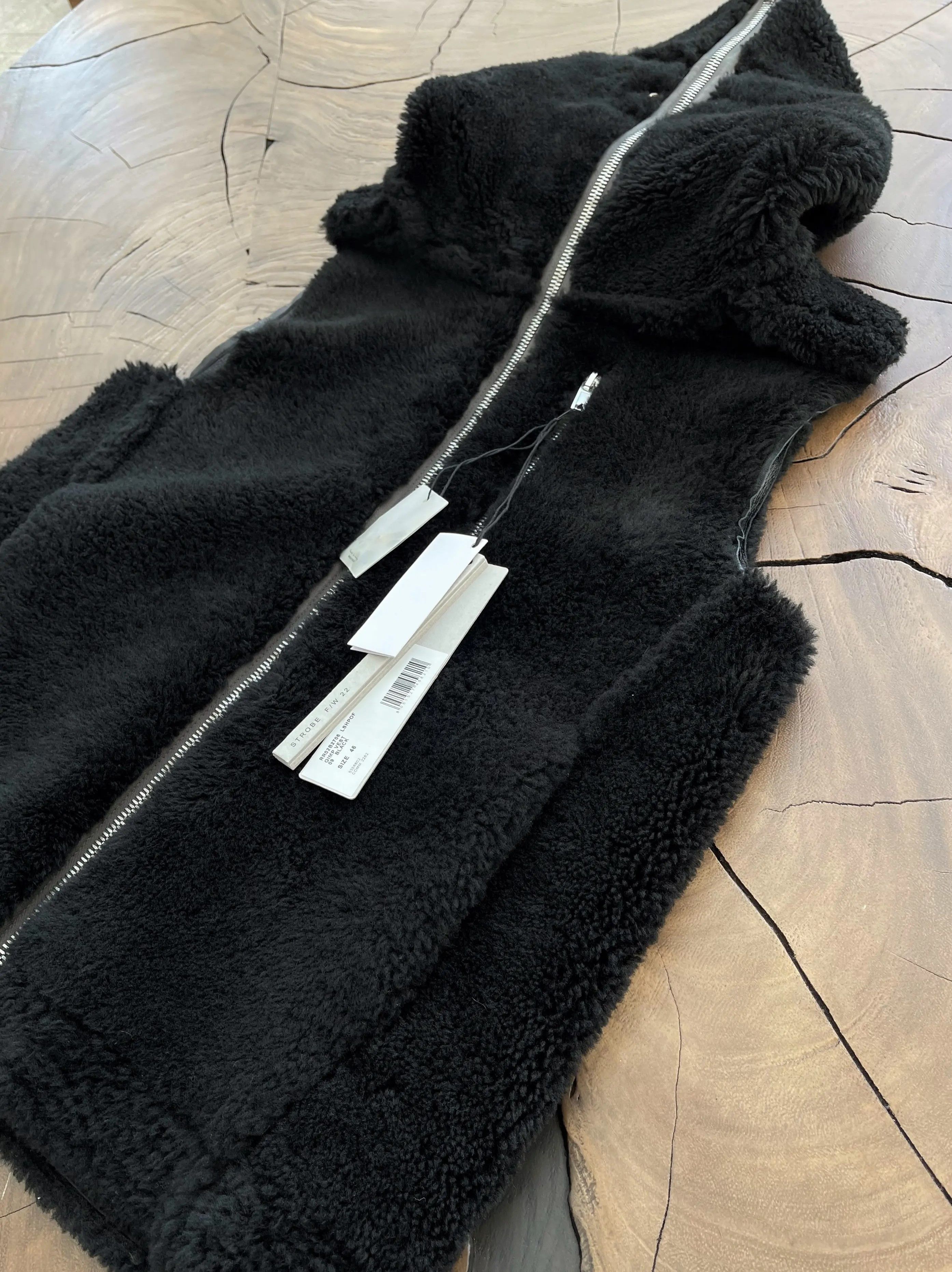 Rick Owens EU46 Lamb Shearling Runway Gimp Leather Vest FW22 Strobe Size US S / EU 44-46 / 1 - 8 Thumbnail