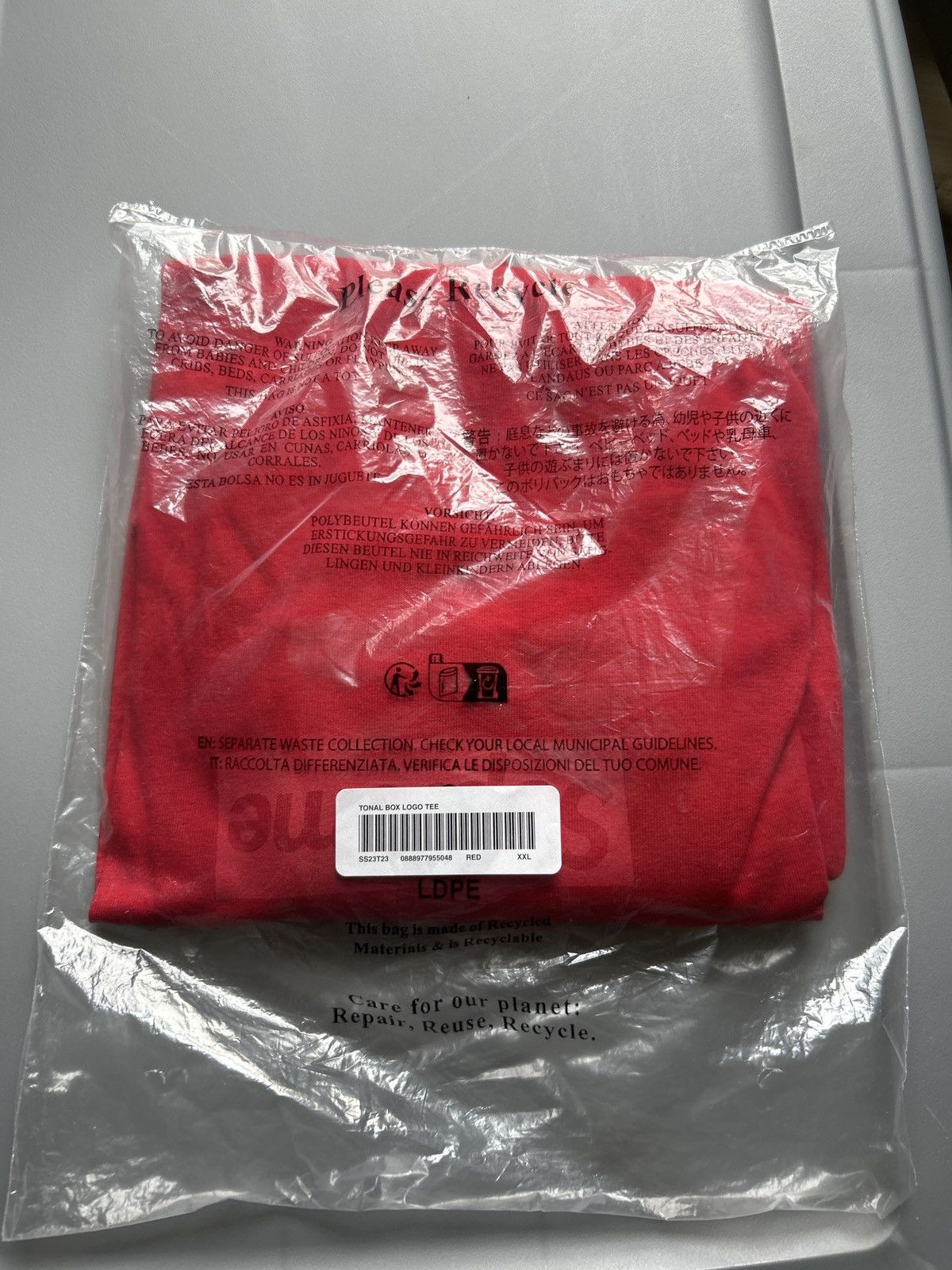 Supreme Supreme Tonal Box Logo Tee xxl Size US XXL / EU 58 / 5 - 2 Thumbnail