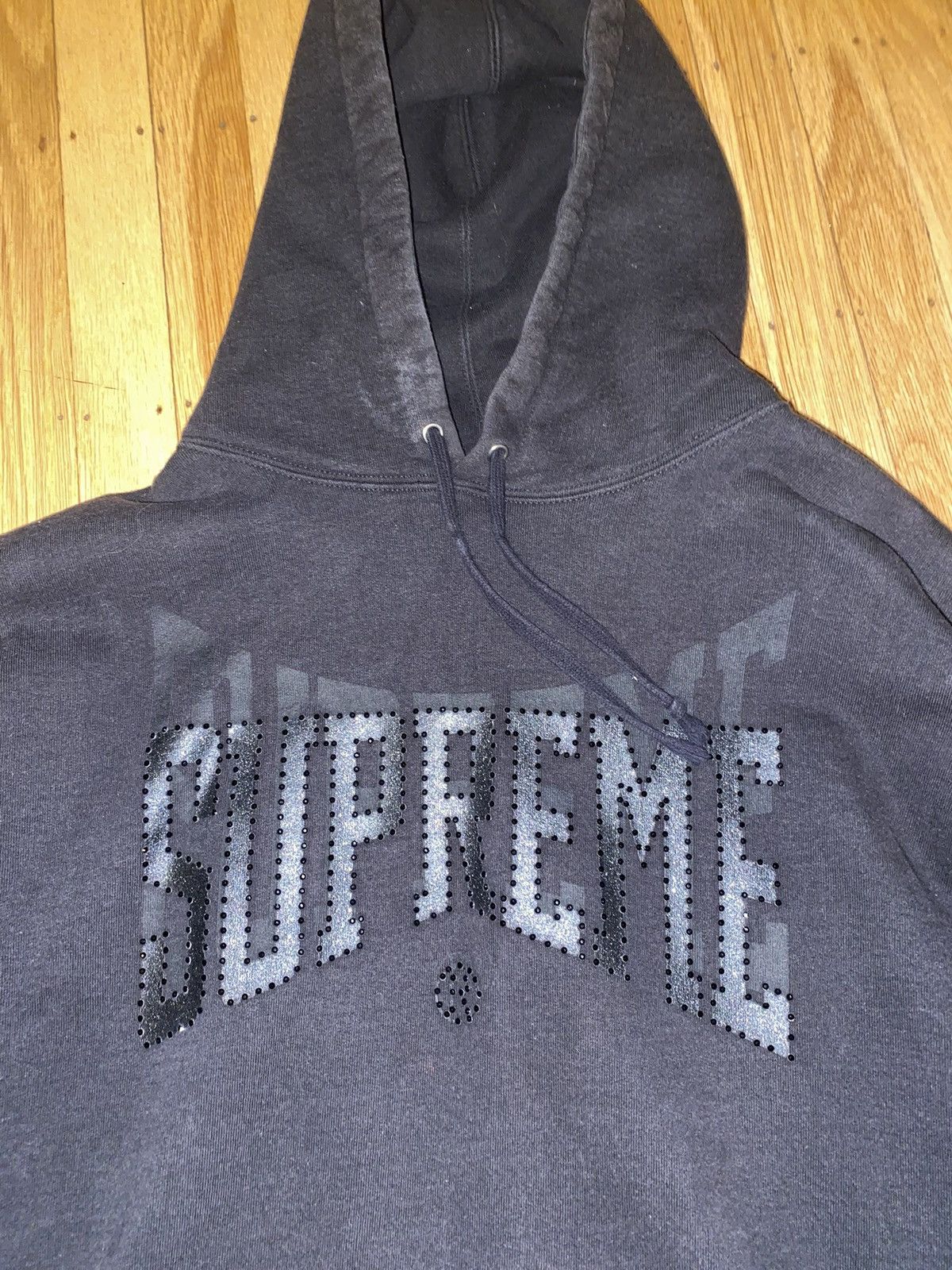 Supreme Supreme Rhinestone Shadow Hoodie Size US L / EU 52-54 / 3 - 2 Thumbnail
