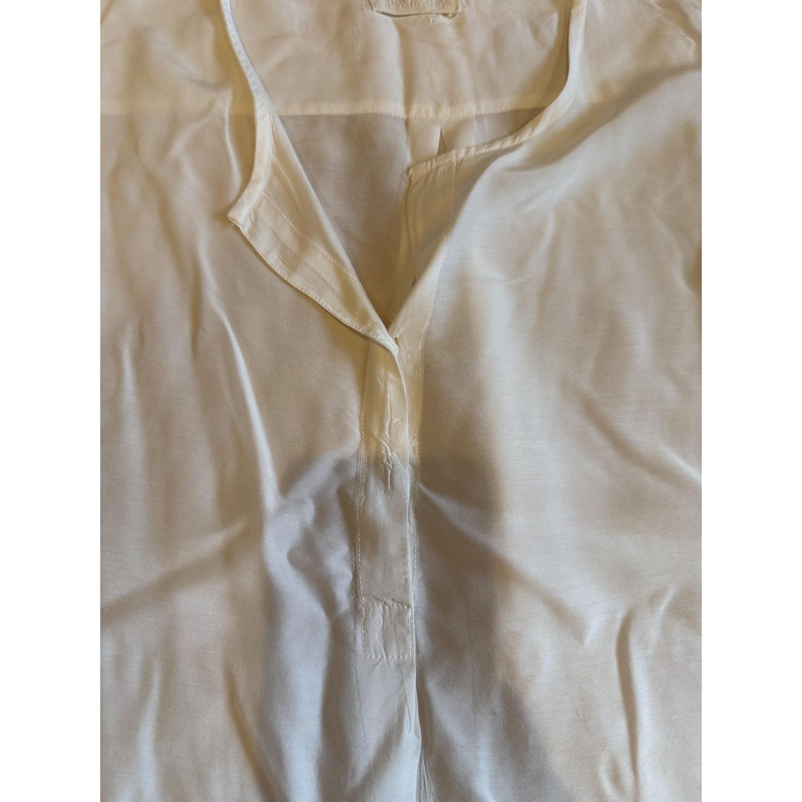 CP Shades CP Shades Blouse Medium Rayon Silk Blend Tunic Split Neck Size M / US 6-8 / IT 42-44 - 3 Thumbnail