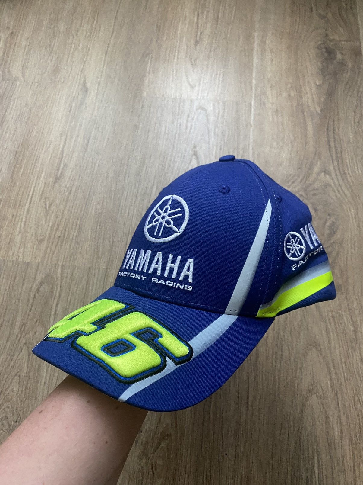 Vintage Vintage Valentino Rossi Y2K Racing Cap 46 Yamaha Racing Size ONE SIZE - 2 Thumbnail