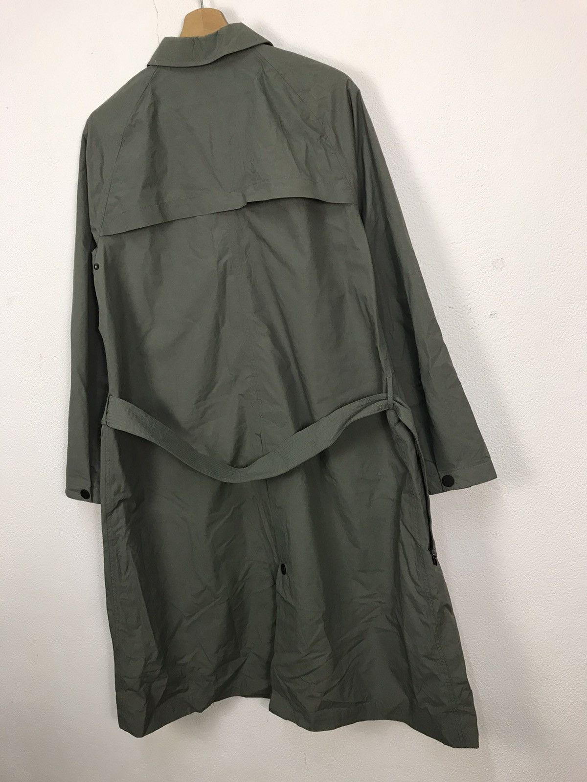 Japanese Brand × Lemaire × Uniqlo UNIQLO Women’s Lemaire A-Line Coat Size M / US 6-8 / IT 42-44 - 8 Thumbnail