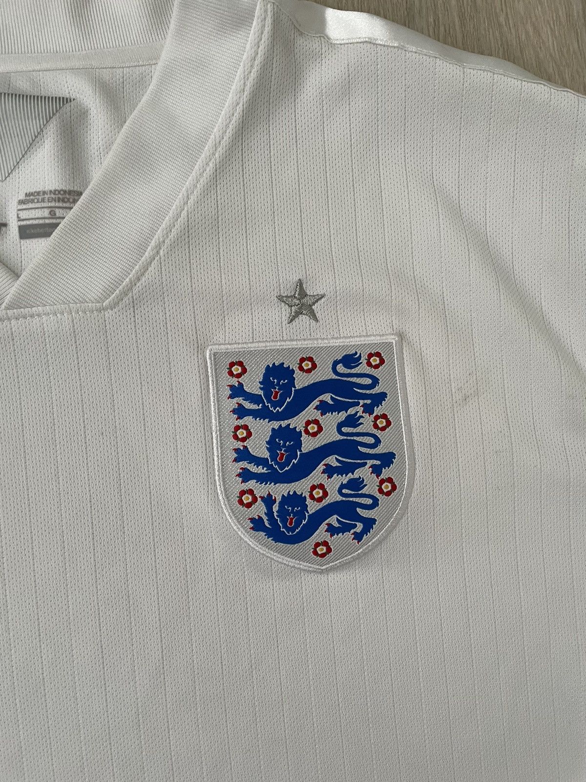 Nike Nike England soccer jersey Size US L / EU 52-54 / 3 - 5 Thumbnail