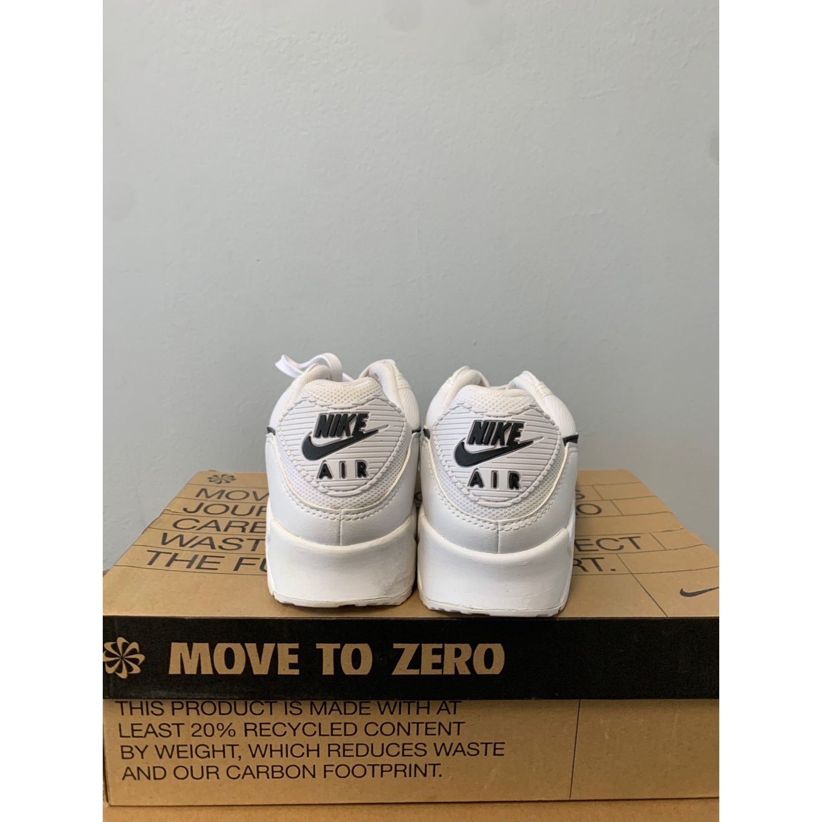 Nike Nike Air Max 90 Next Nature White Black Womens Size 8.5 Used Size US 8.5 / IT 38.5 - 3 Thumbnail